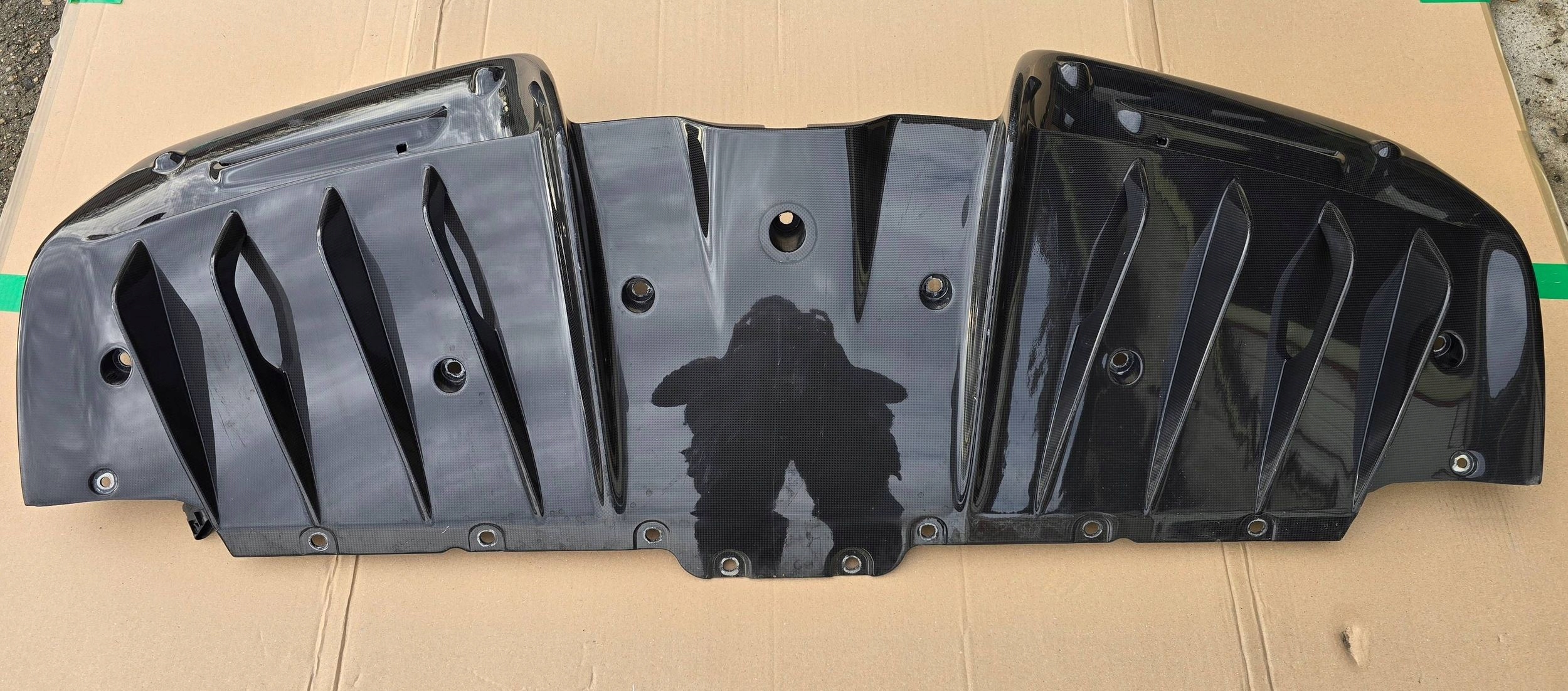 Ferrari SF90 Stradale rear part bumper rear carbon