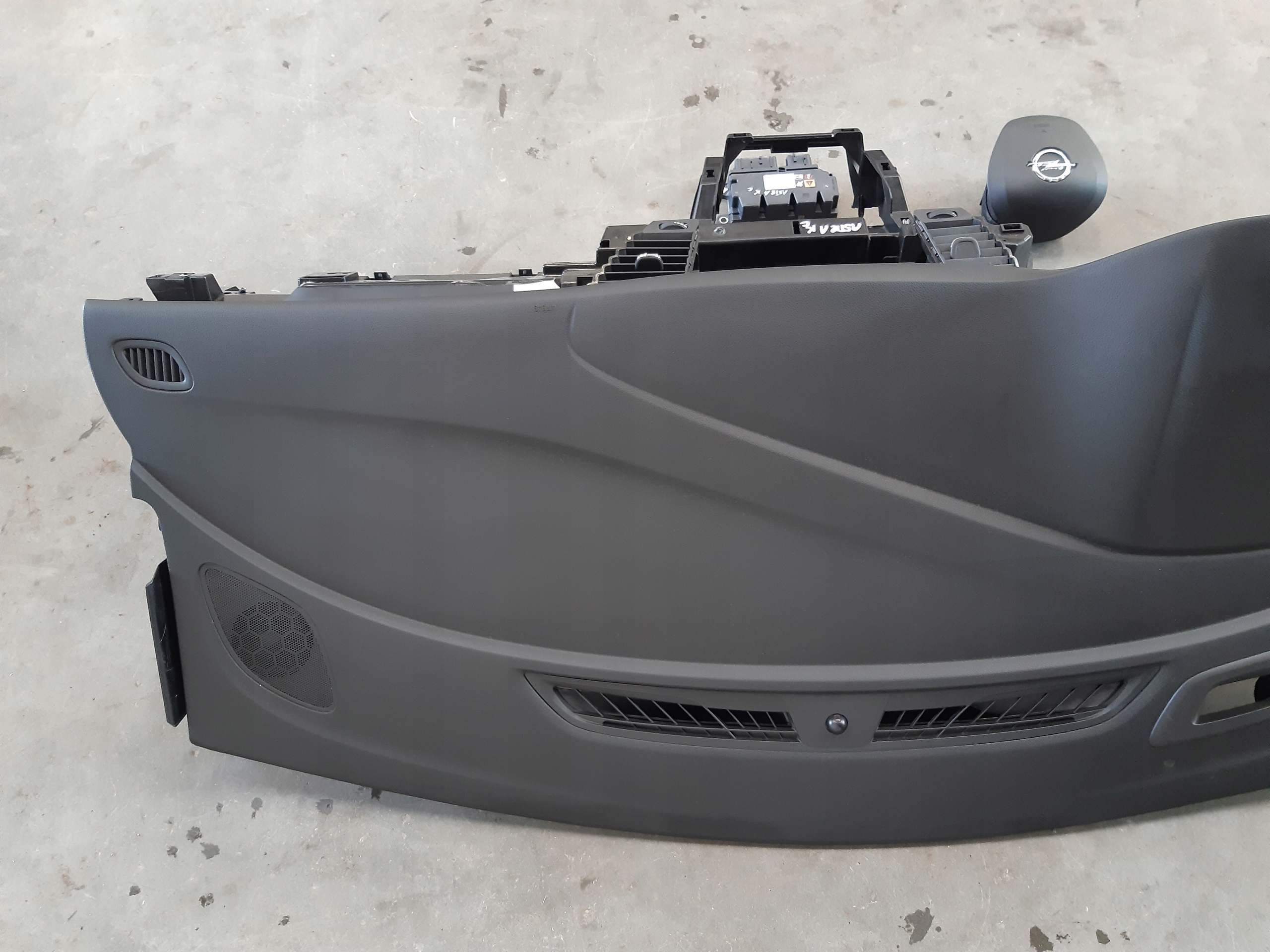 dashboard console airbags sensor kpl Opel Astra K