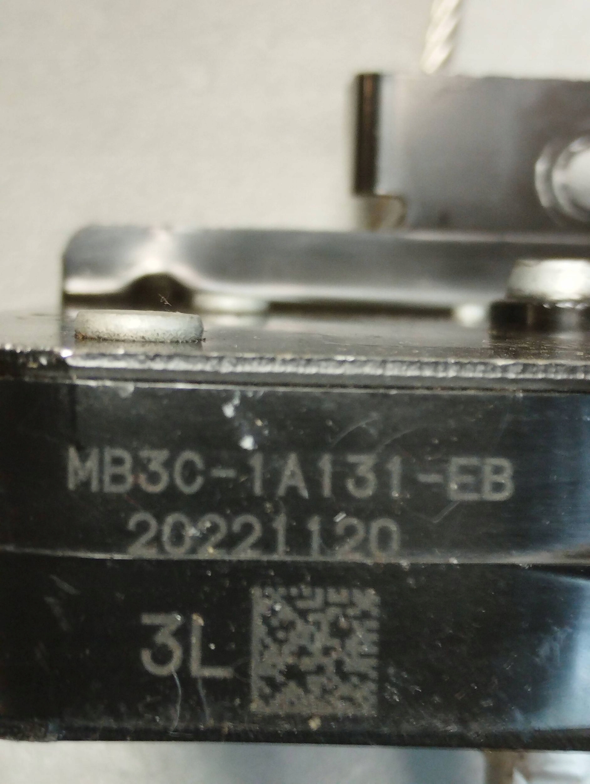 Volkswagen Amarok II 2023 WINDA Roues de la roue de secours MB3C1A131EB
