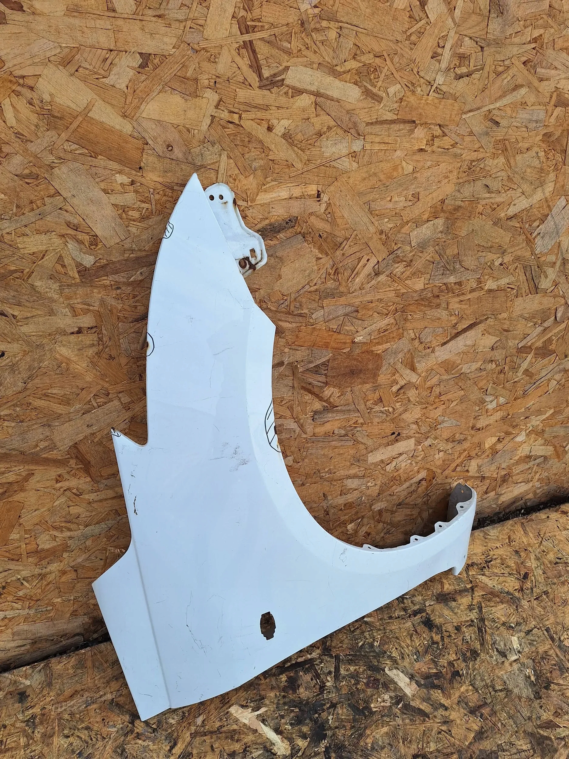 parafango Destra Suzuki Swift MK7 10-13