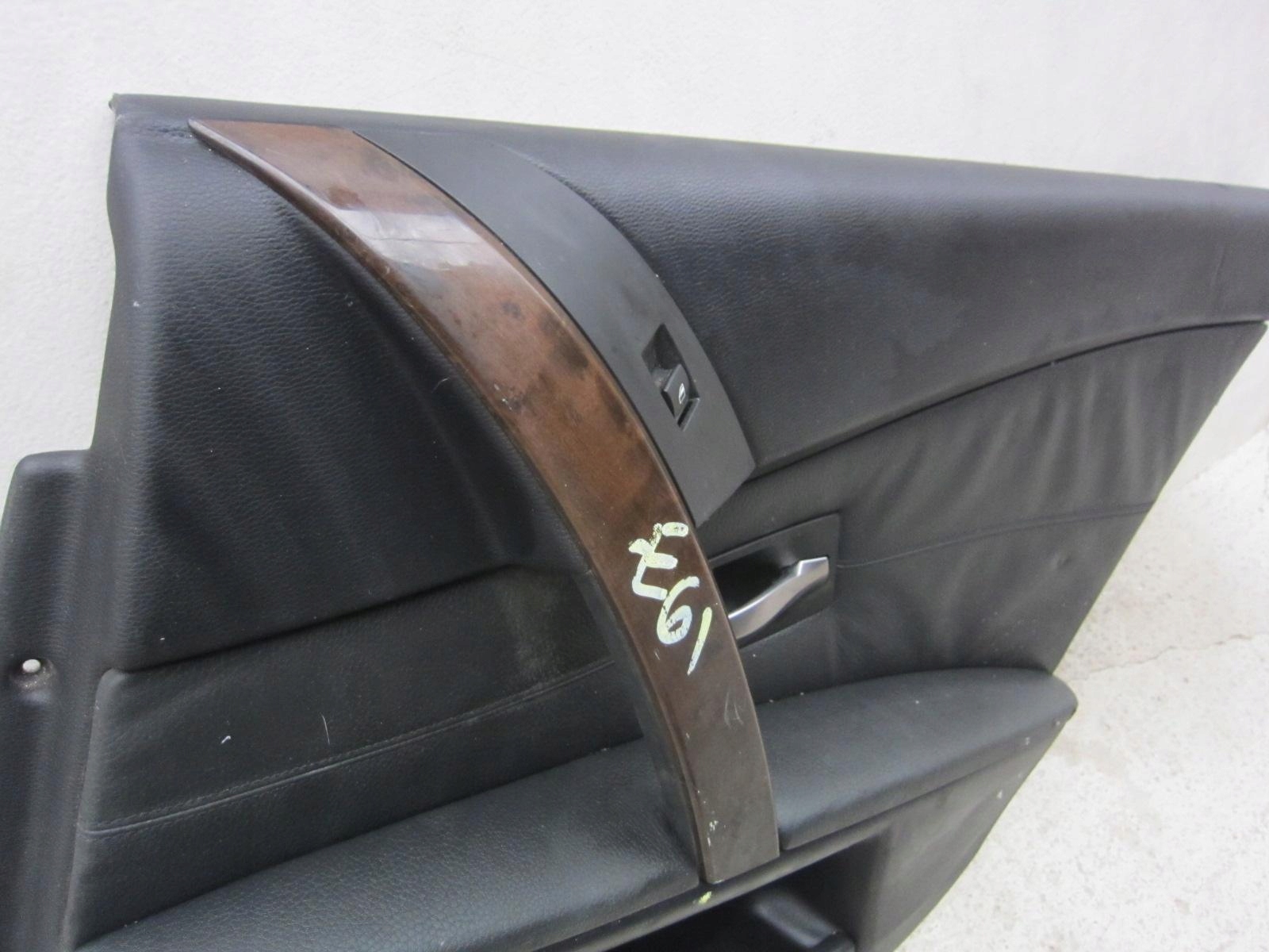 BMW 5 E61 E60 side door right rear part leather SKORZANY