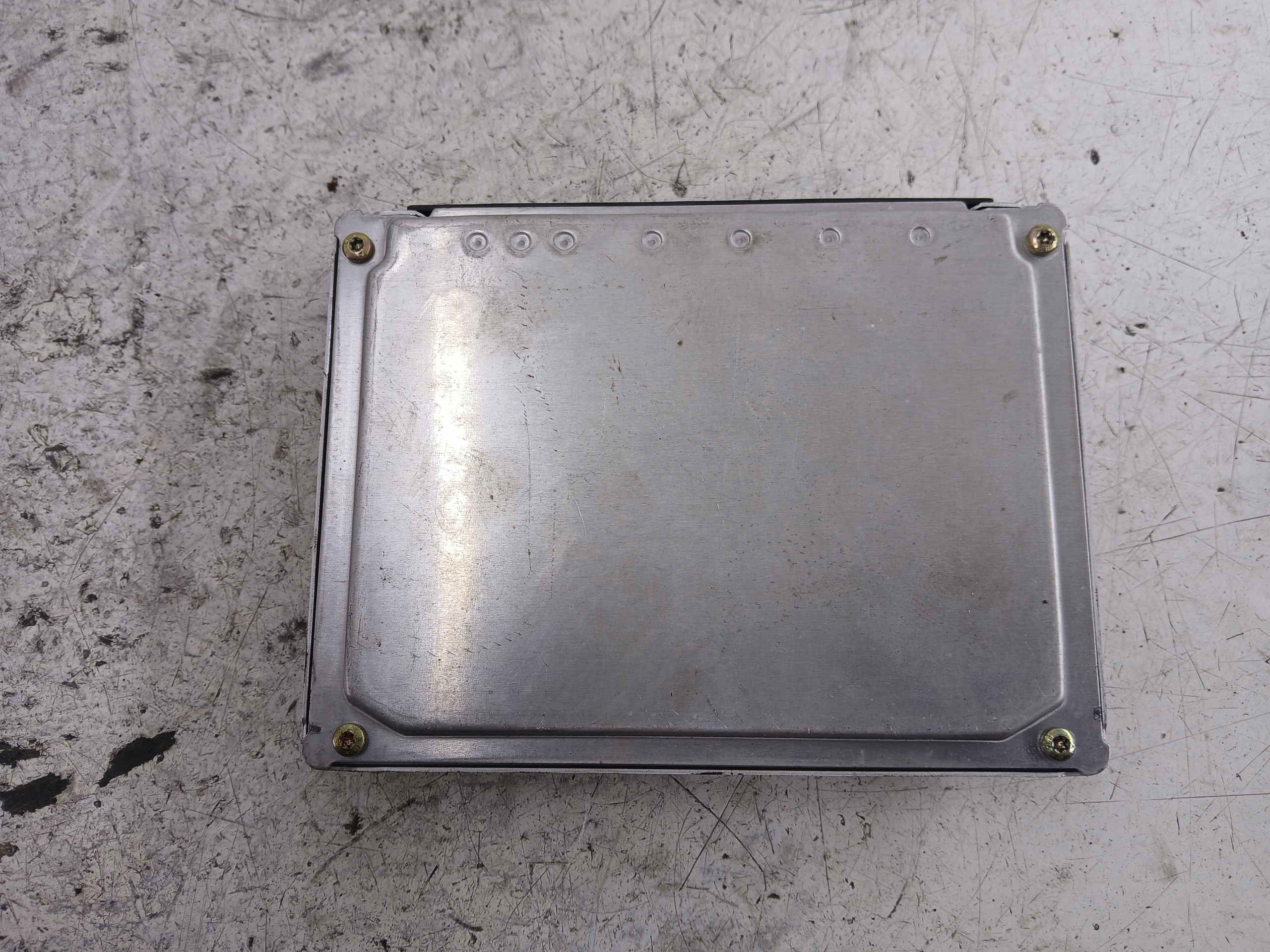 AUDI A6 C5 2.5 TDI control unit of the engine 4B0907401AA