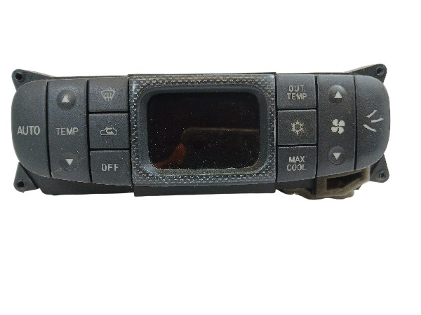 MITSUBISHI CARISMA PANEL KLIMATYZAJI szellőző automata