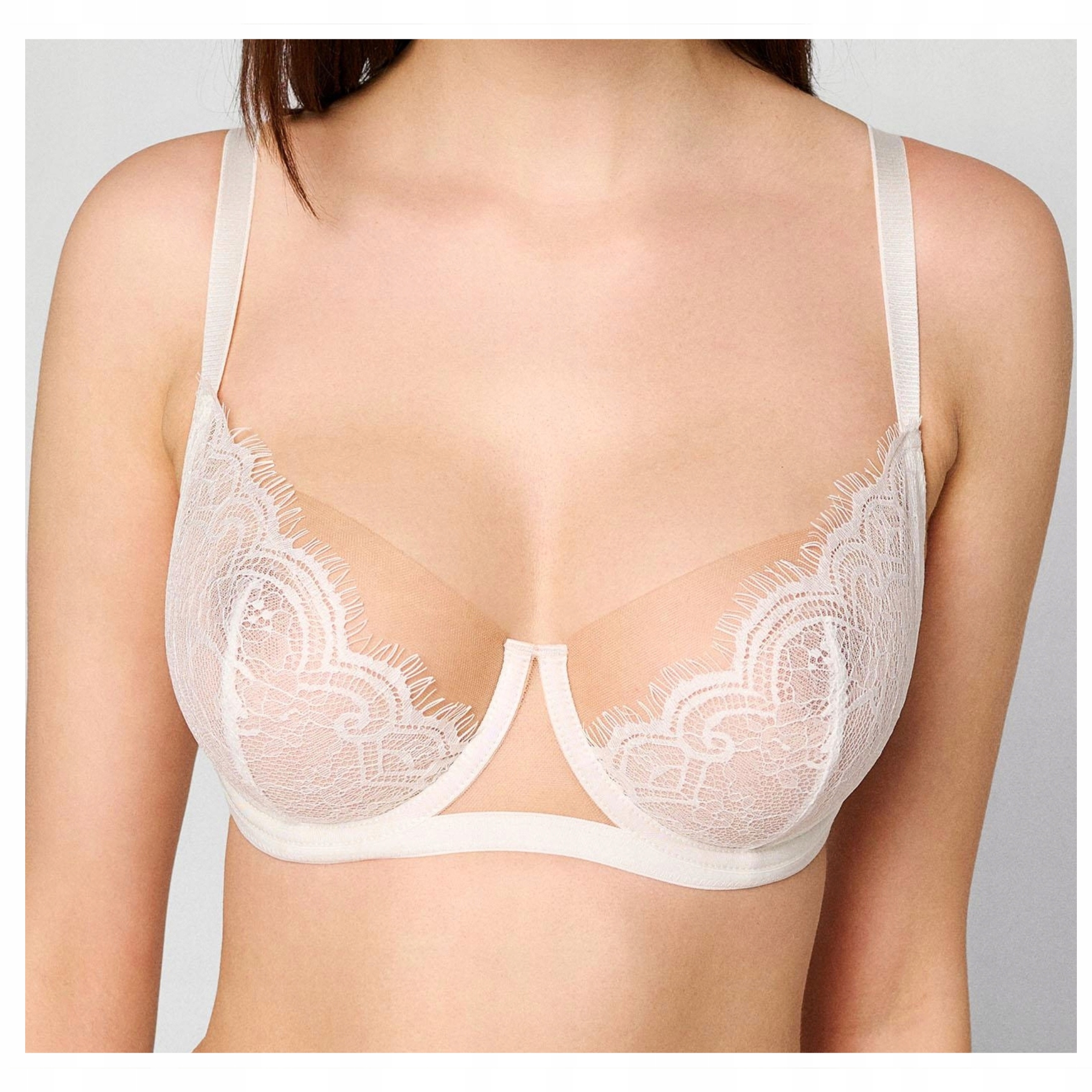 Dámská měkká podprsenka s kosticemi a bílou krajkou Yvonne Marilyn 70E