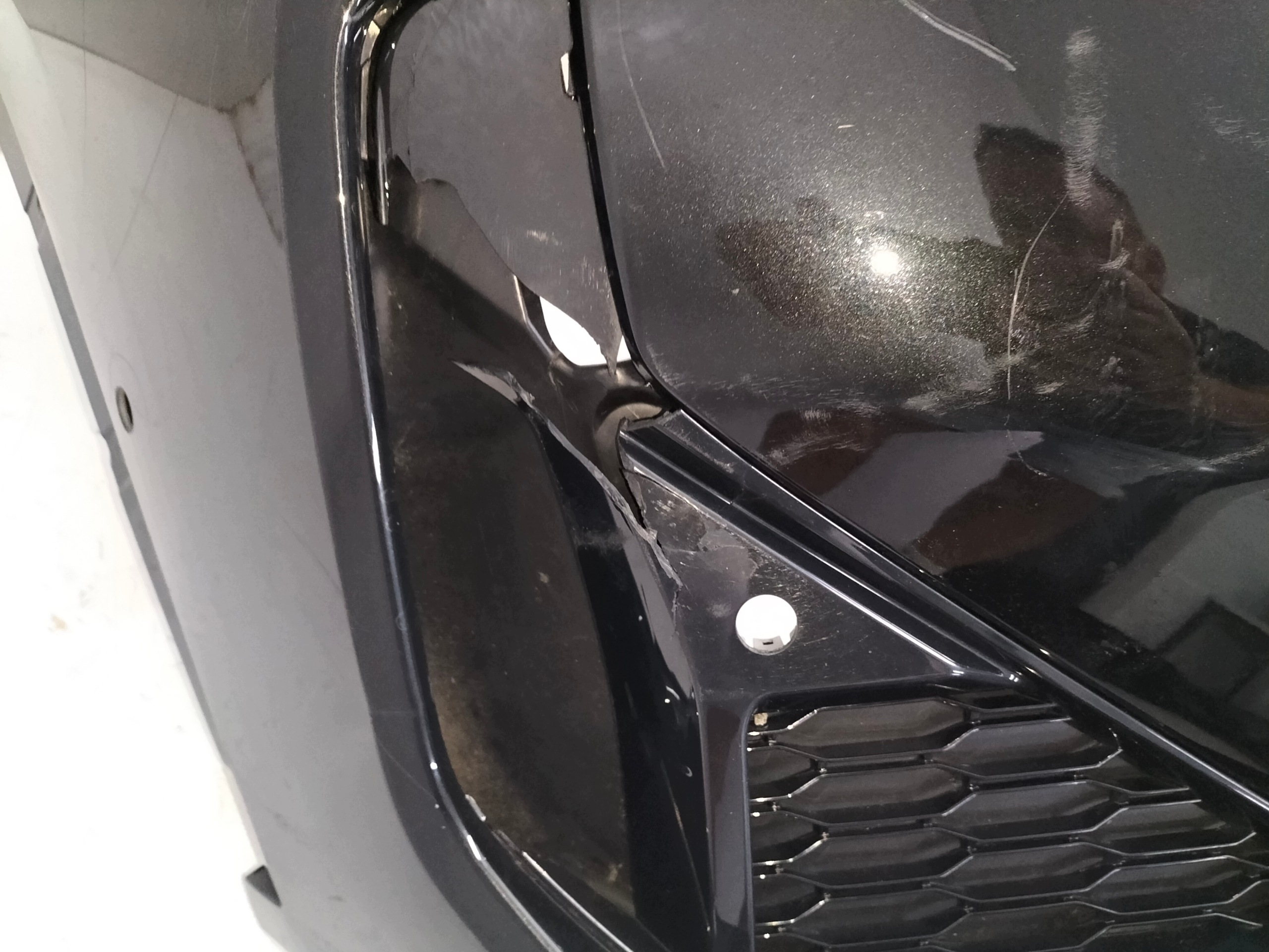 nárazník přední předek BMW X1 U11 22- m-packet