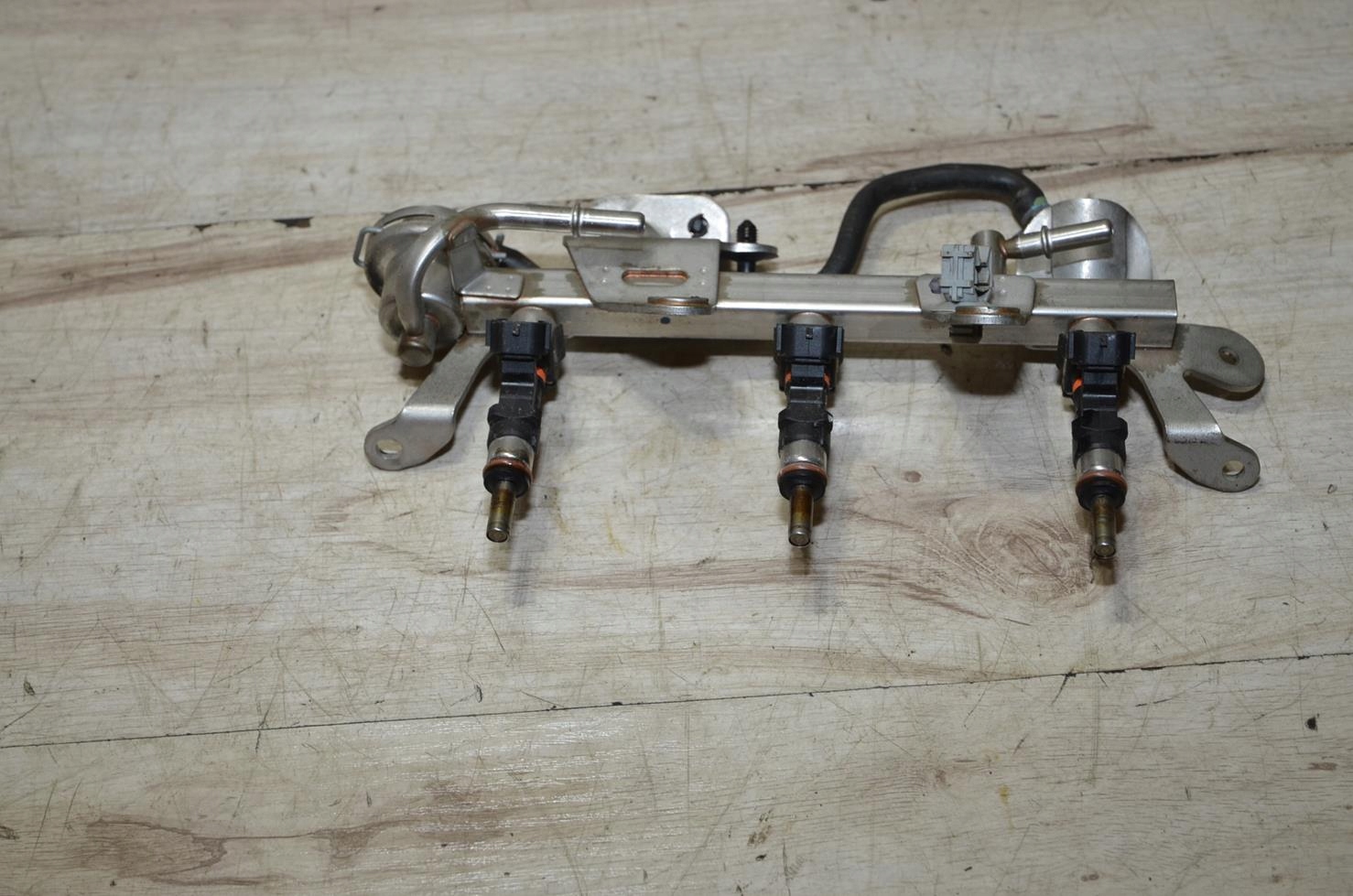 Rampe injection Injecteurs 0,9 Renault Captur 16r