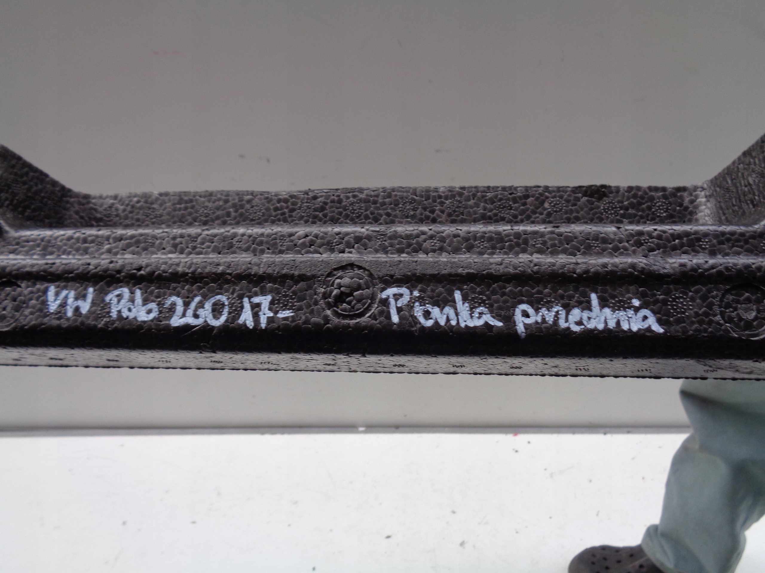 ABSORBER PIANKA DER STOSSSTANGE VORNE VW POLO 2G 17