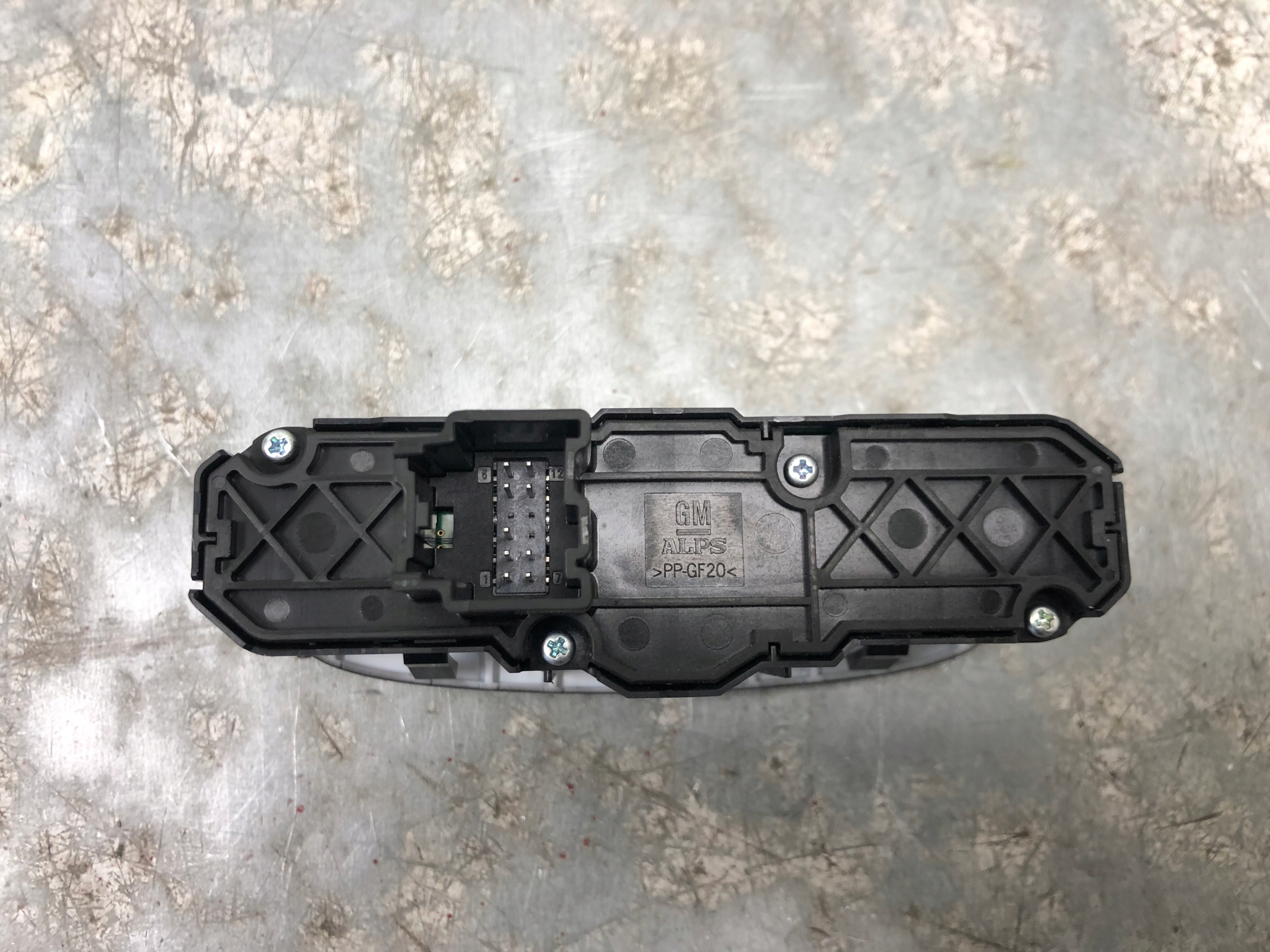interruttore luci OPEL INSIGNIA B 84215918