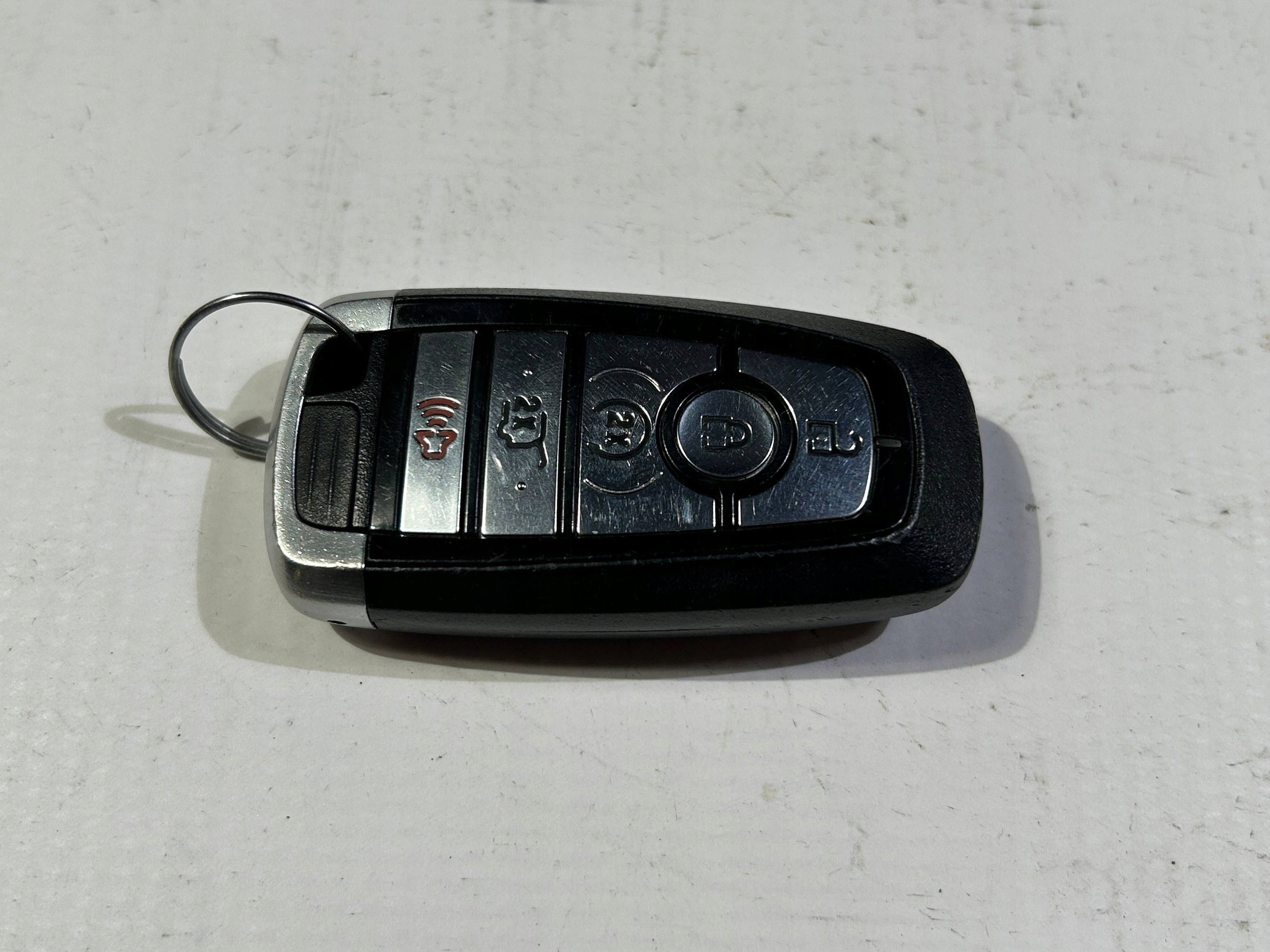 key key pilot zdalne odpalanie Ford Expedition Explorer 2018