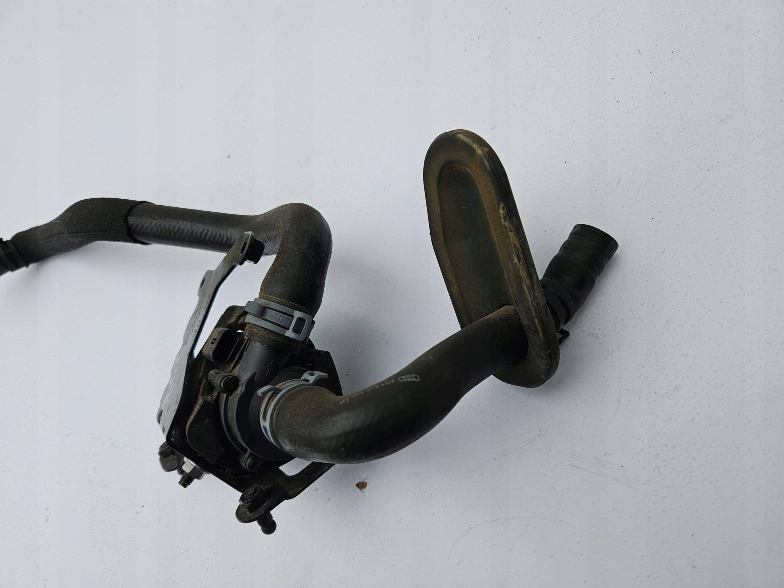 DODARKOWA pumpa pumpa vode AUDI A6 C7 4G 3.0 TFSI 3.0T