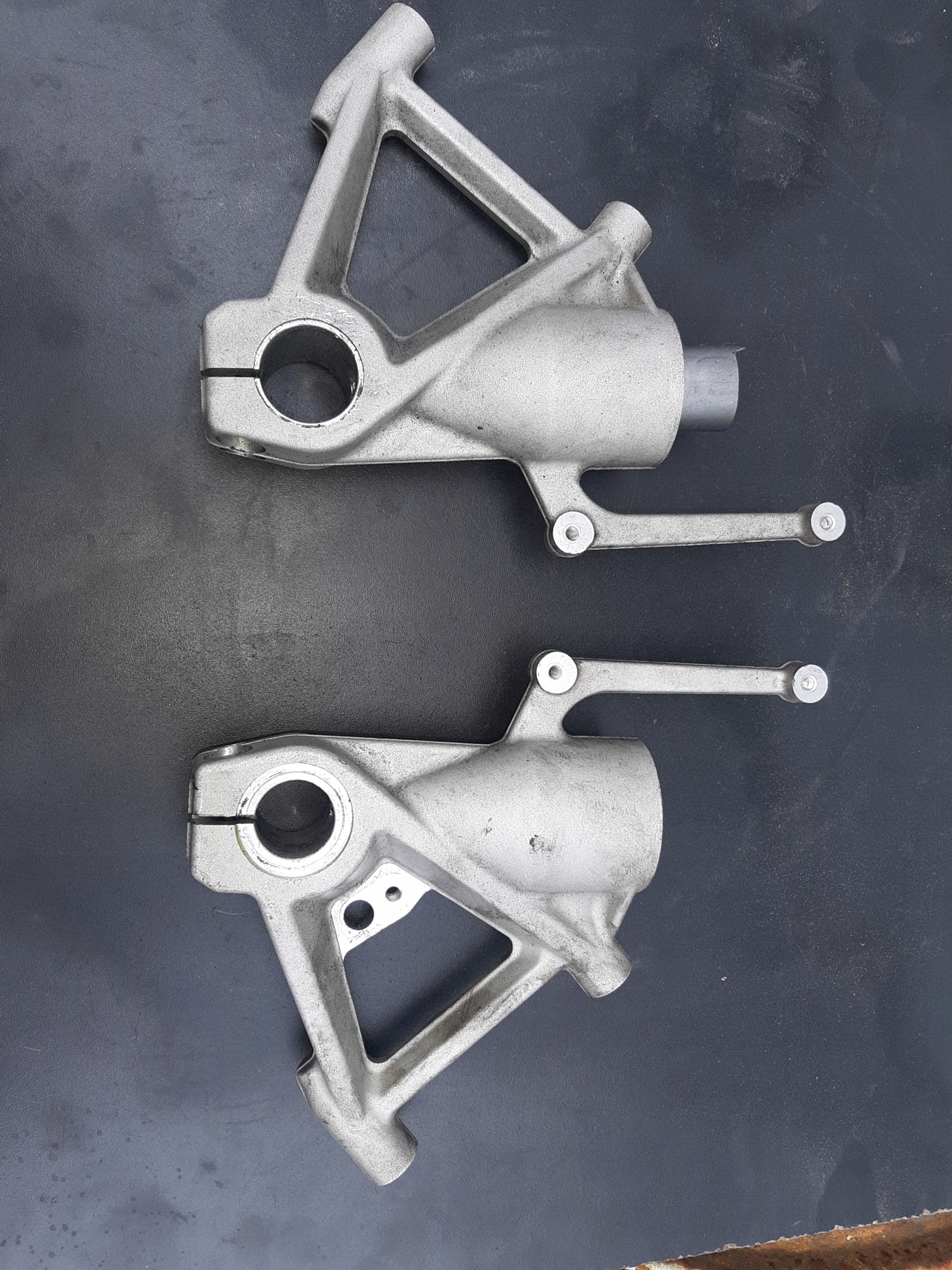 BMW R1200R R1200RS K53 K54 голень