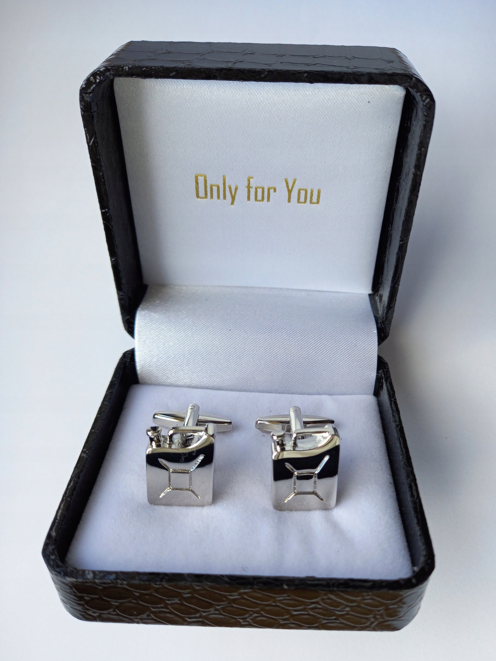 Sponky na košili Kanister Palivo Benzín Diesel