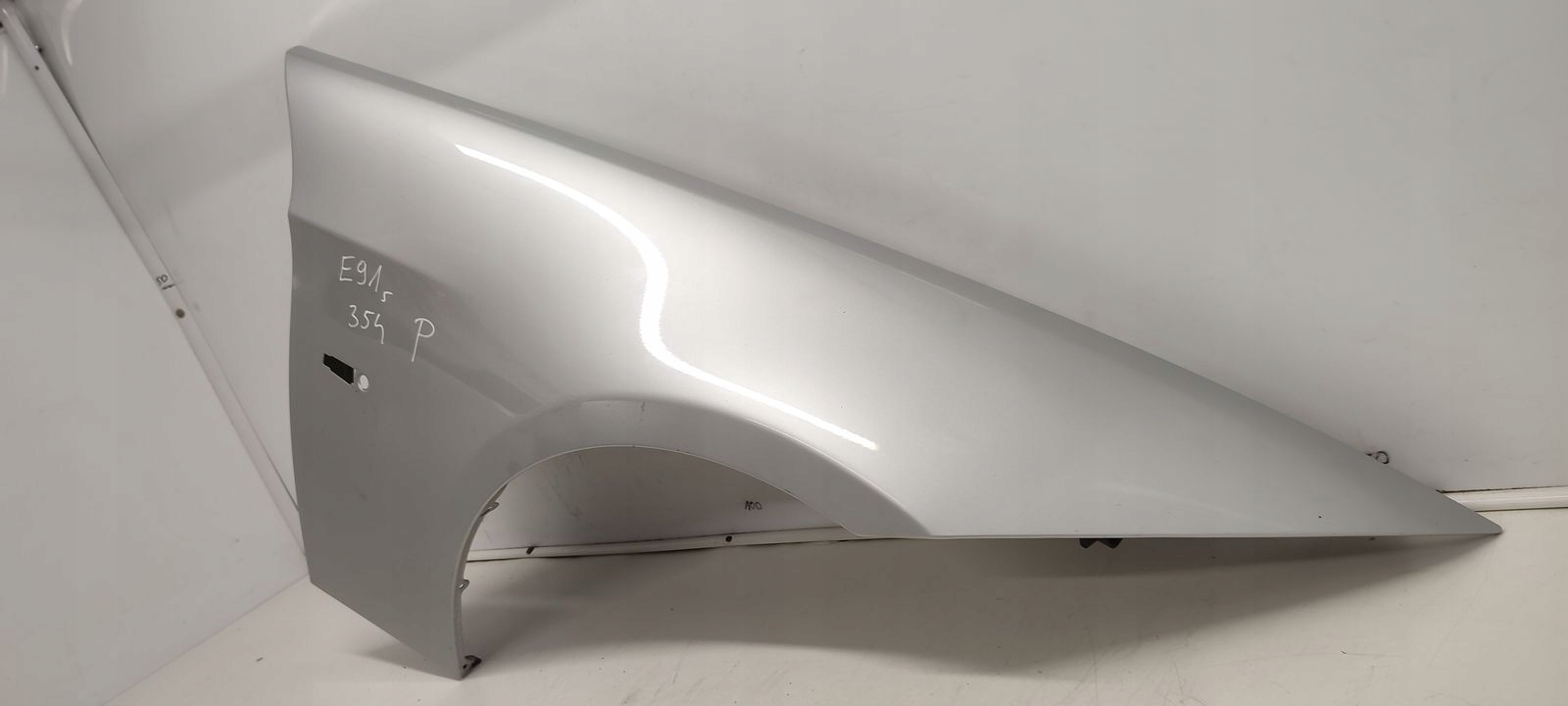 fender right front front BMW E91 354