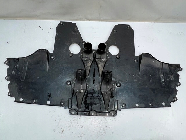 083799900 - FERRARI 458 IITALIA CHALLENGE ЗАЩИТНАЯ ПЛАСТИНА ПОЛ