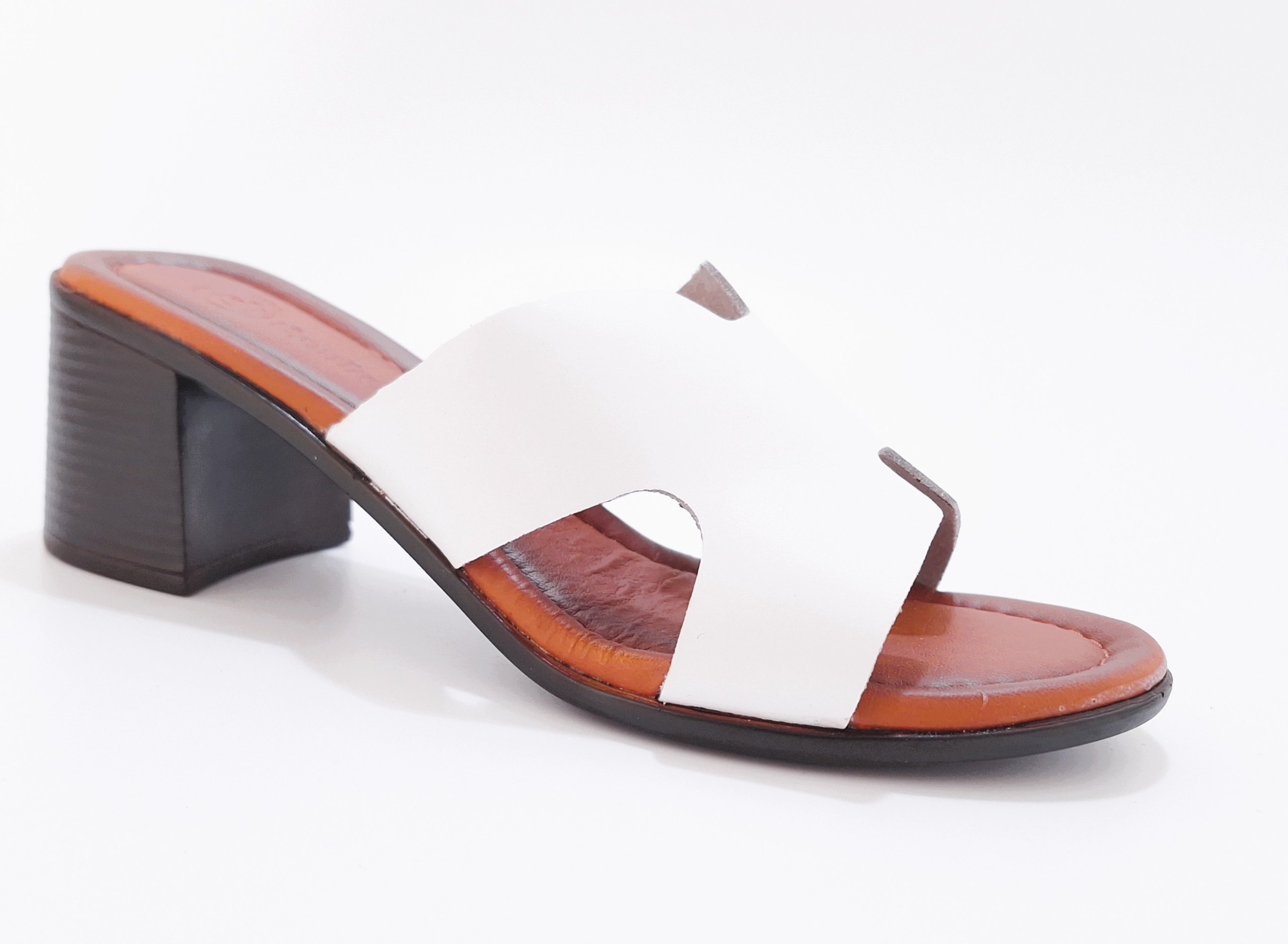 Dámské kožené nazouváky na podpatku Cambell 64300WH, bílé, vel.