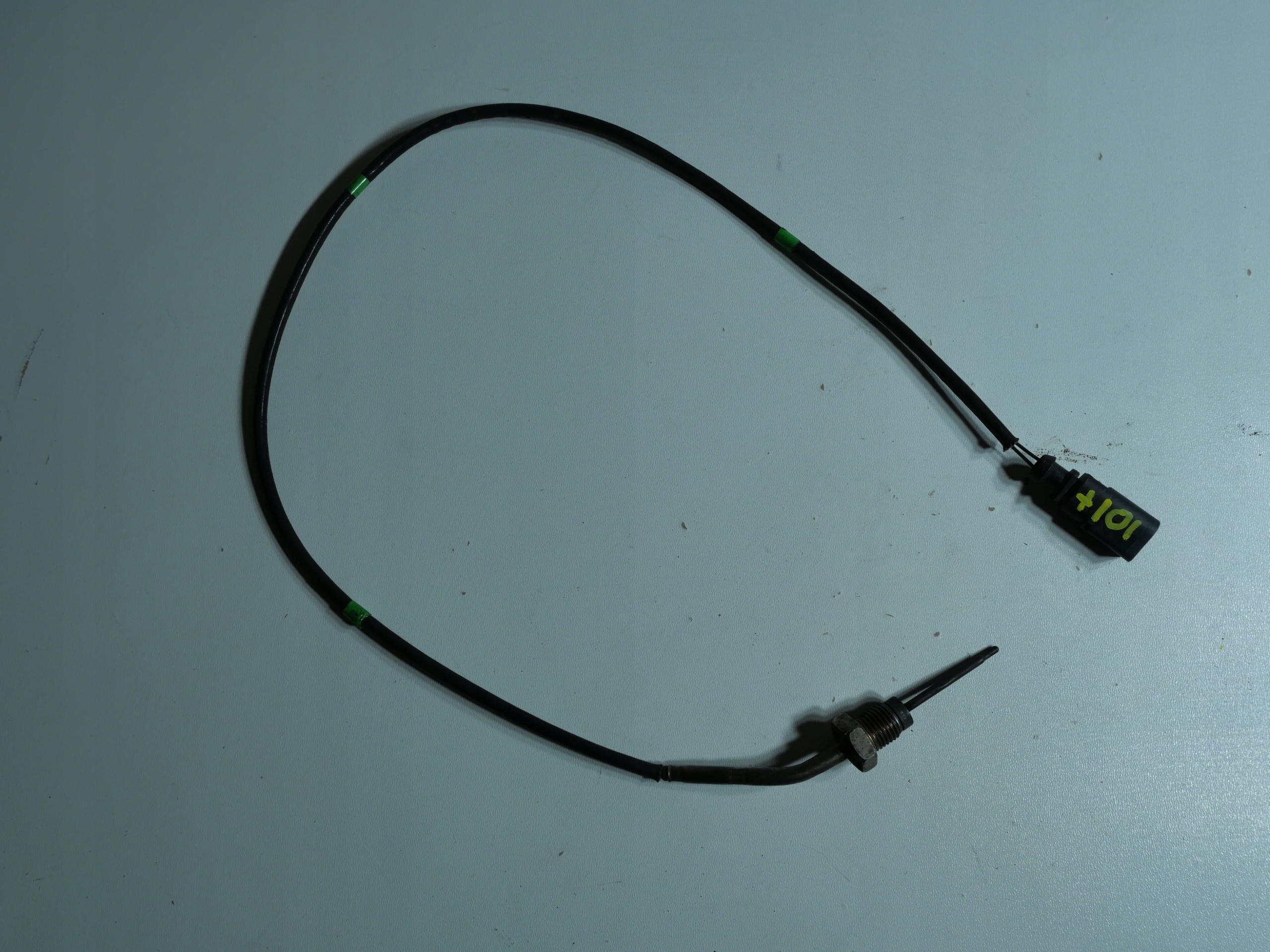Sensor TEMPERATURY Gase VW T6 04L906088DC