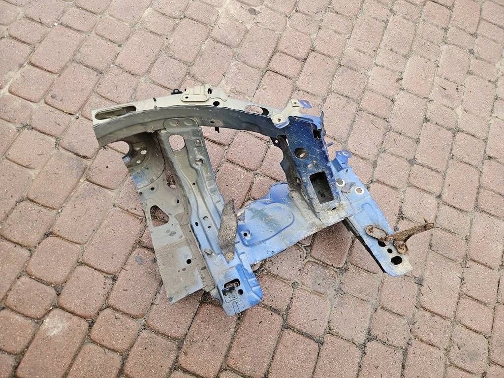 quarter front front right fartuch podloznica placement Opel Astra K