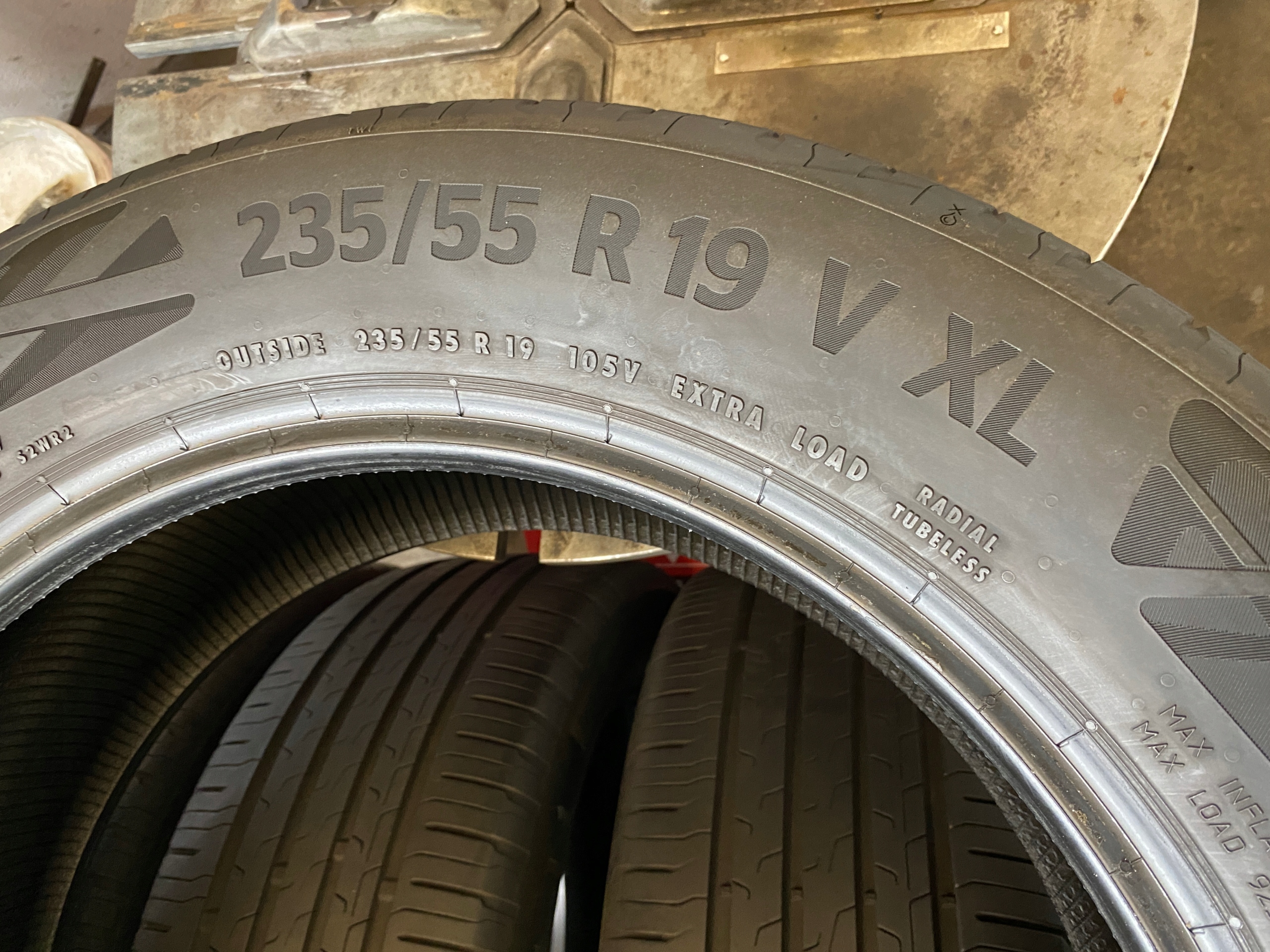 4 tyres summer 235/55R19 Continental EcoContact 6