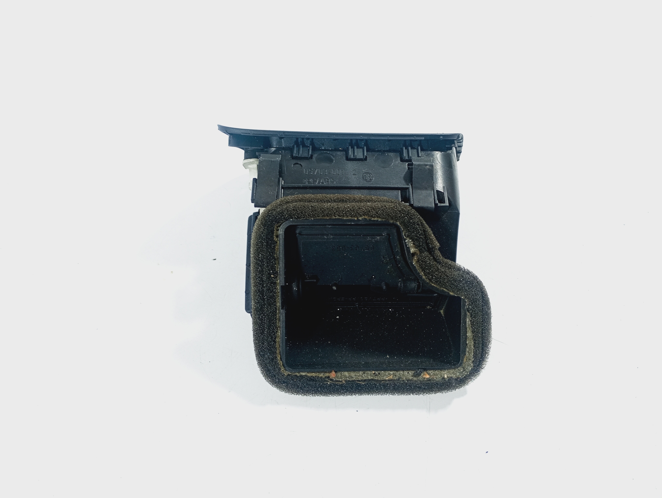 grid air conditioning devices air left driver´s OE 3C1819701 VW Passat B6 05-10
