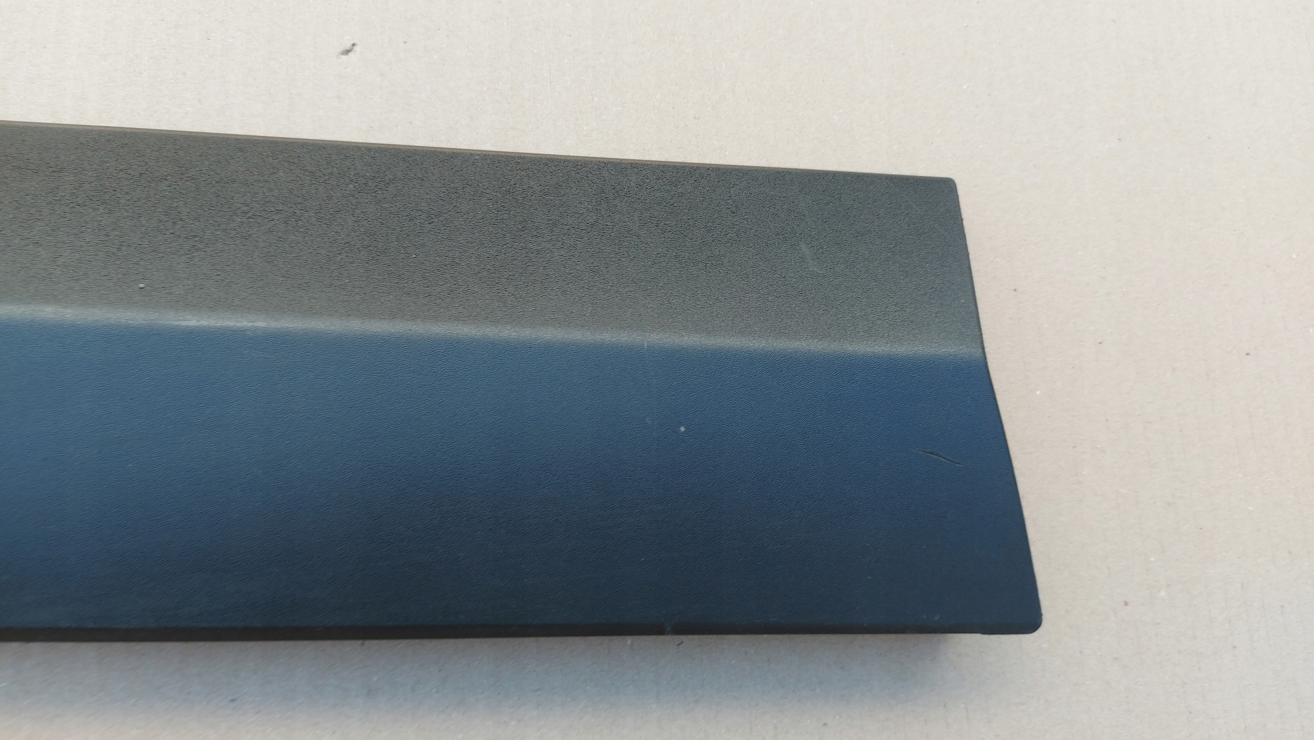 moulding door left front TOYOTA RAV4 V 18