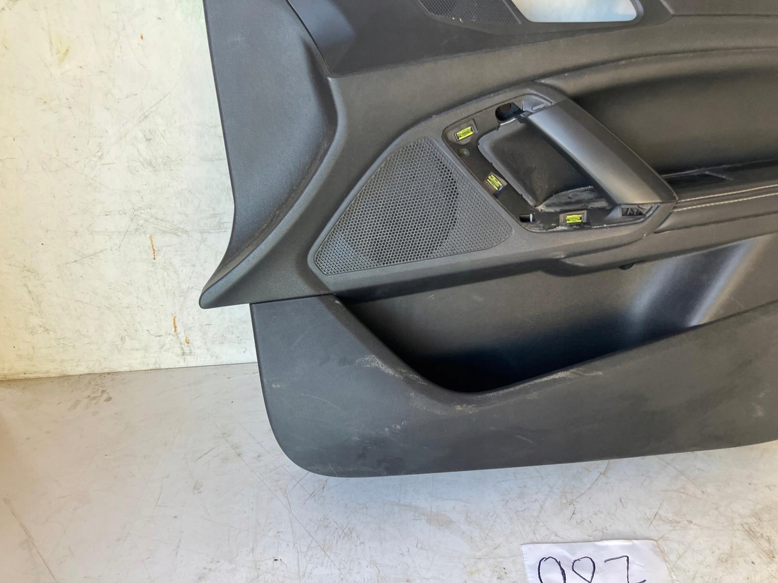 side door right front PEUGEOT 308 T9 leather BIALA NITKA