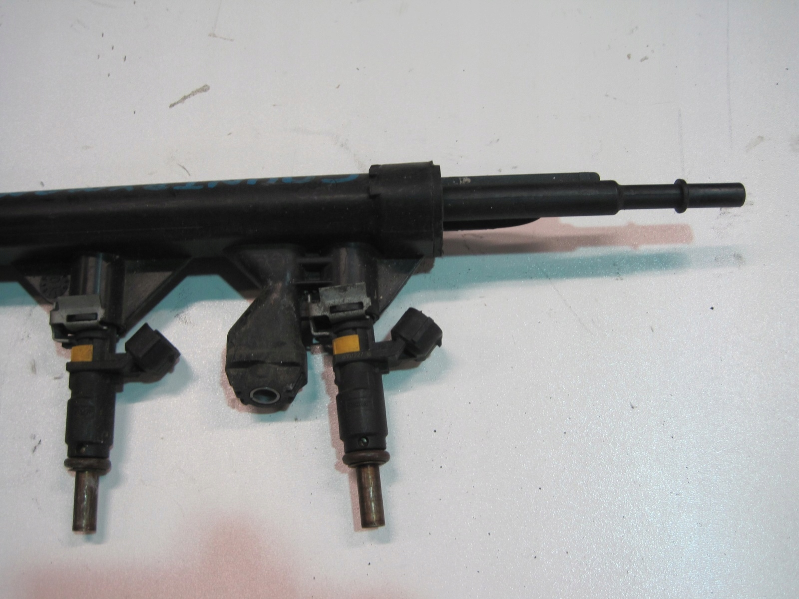 Rampe injection MINI 1,6I 7575646