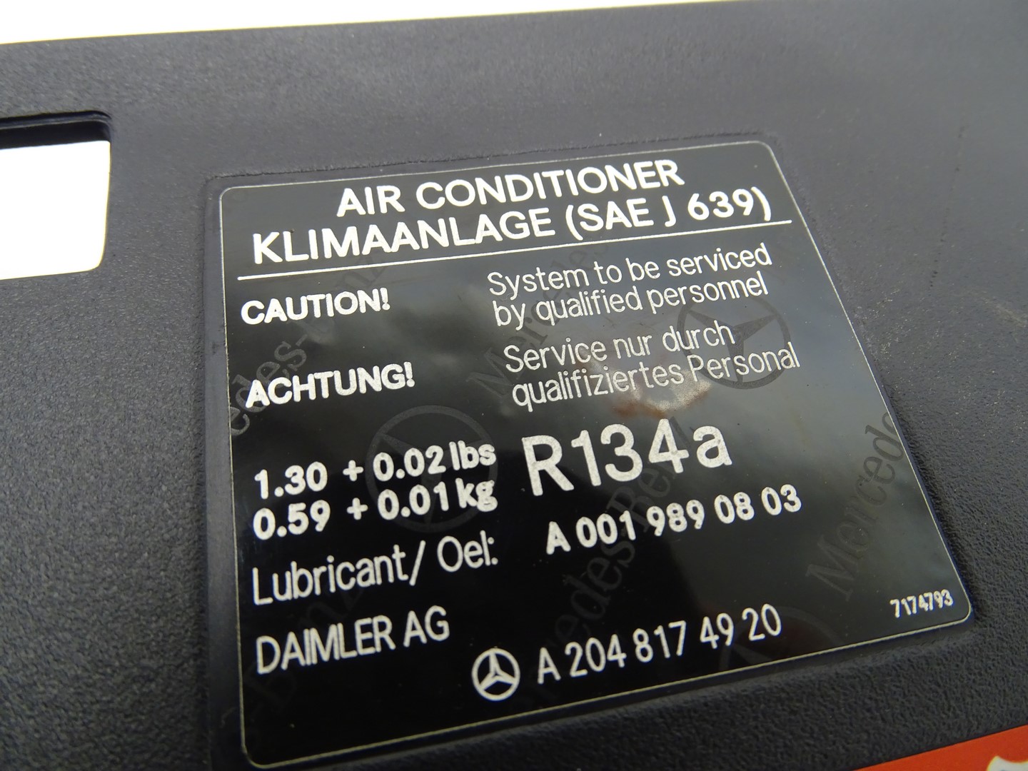 kryt stěny předního MERCEDES CLS 250 A2048174920