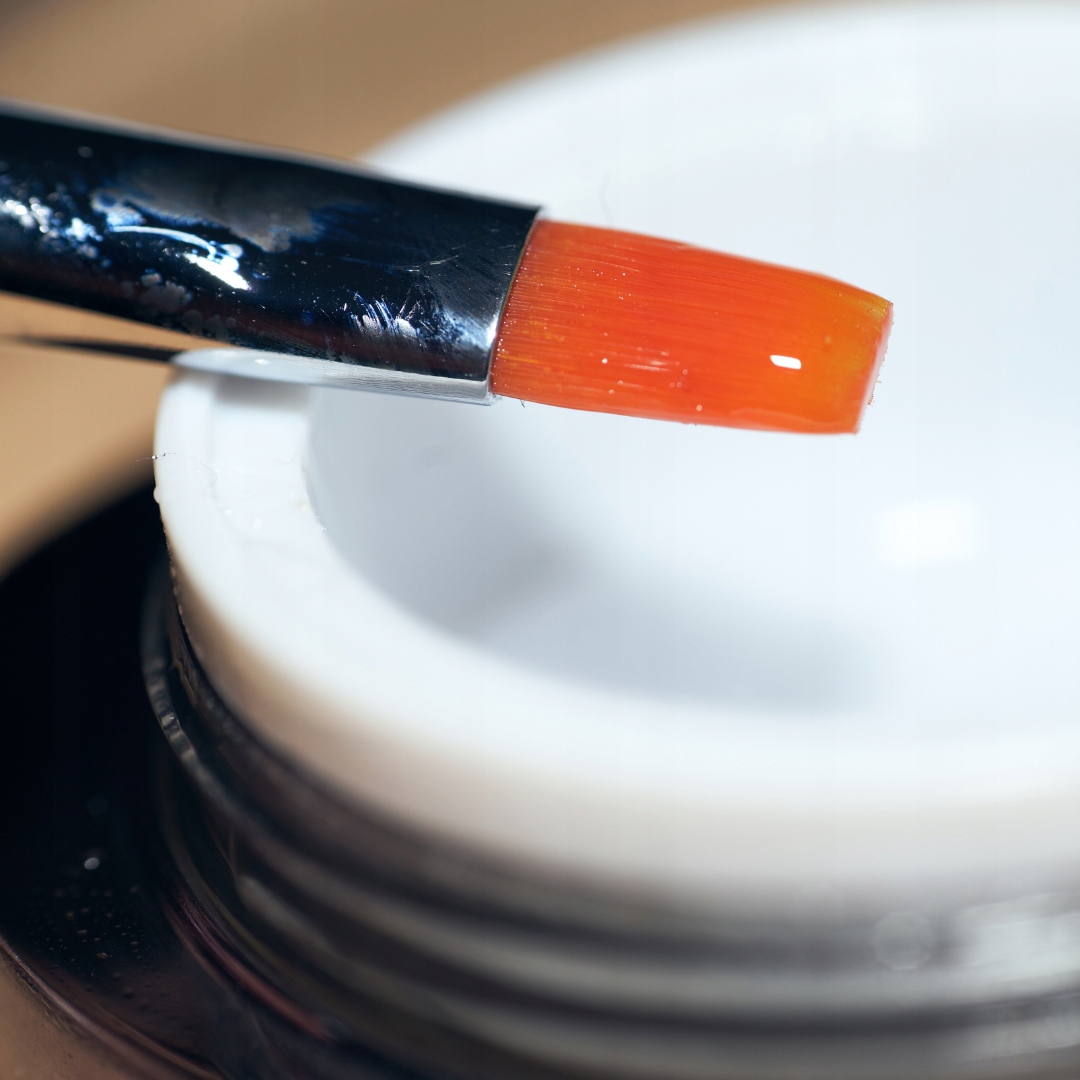 Drewniany pędzelek do żelu uv/led UNIWERSALNY Kolor uchwytu różowy