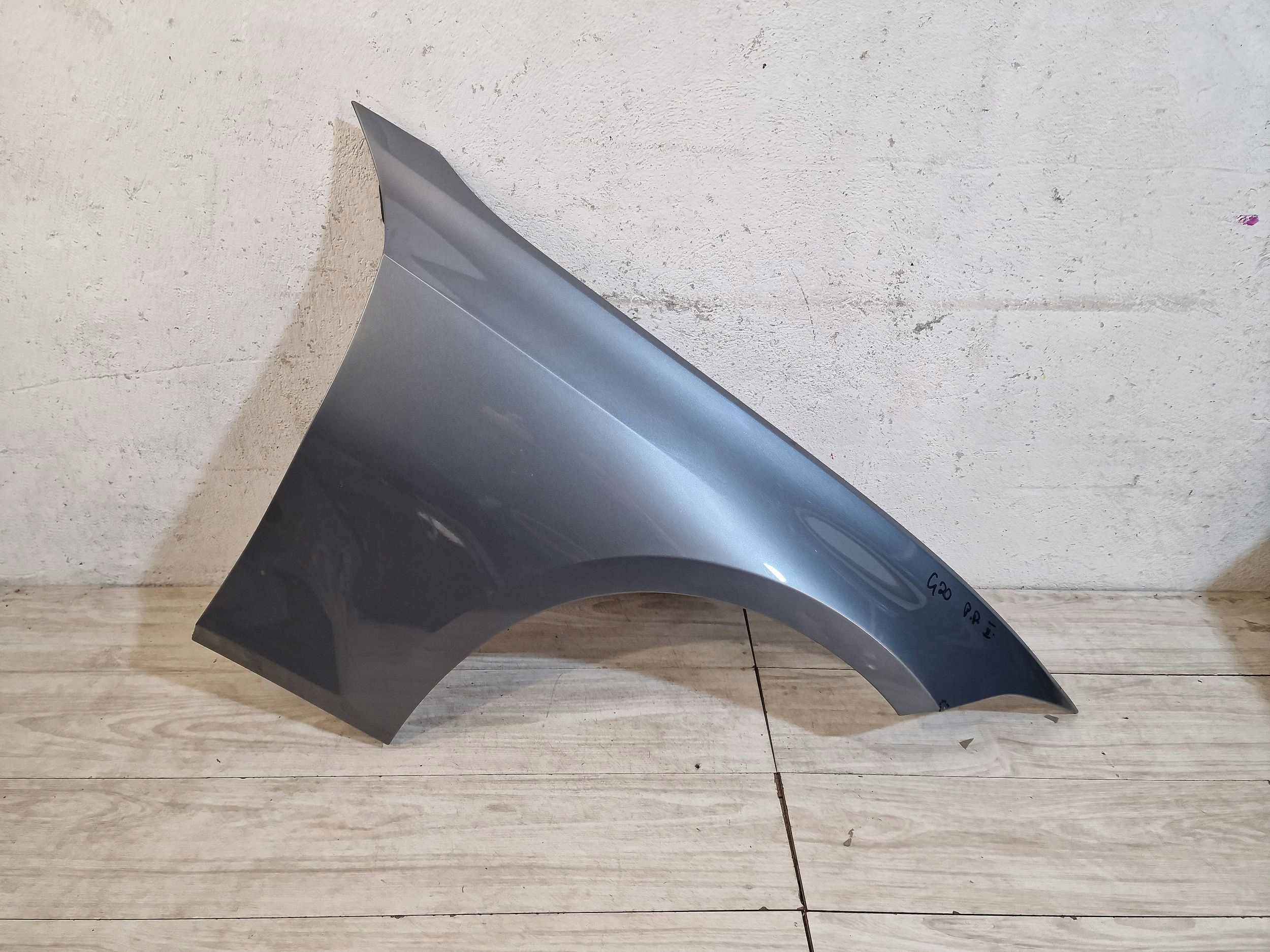 BMW G20 BŁOTNIK PRAWY PRZÓD PRZEDNI