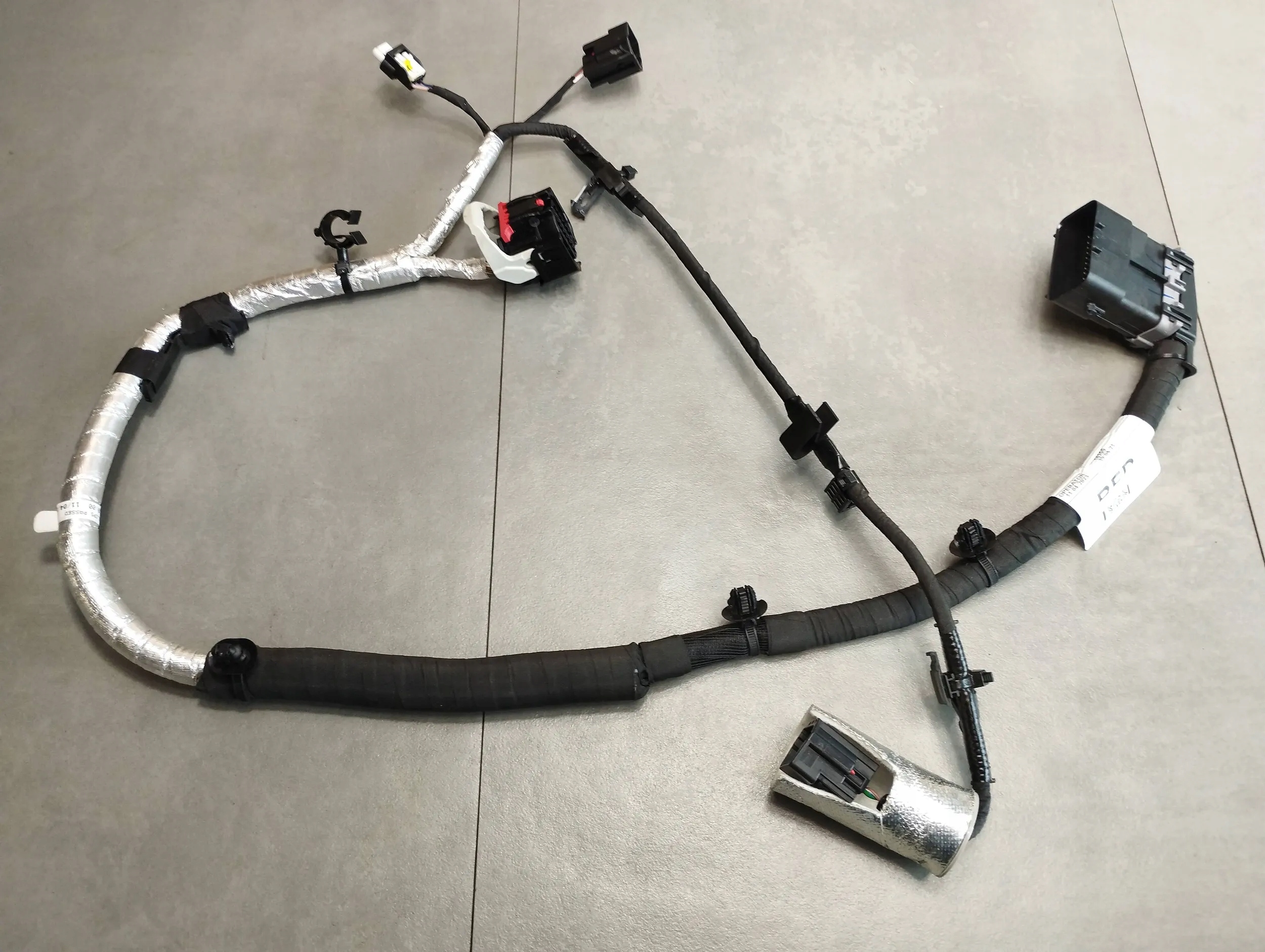 VW Amarok II bundle PRZEWODOW MB3T-7C078