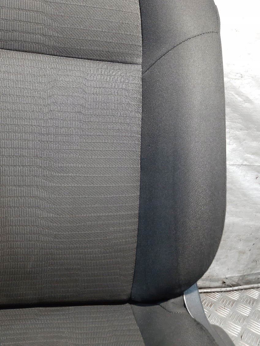 seat left driver´s PEUGEOT 301 2018r
