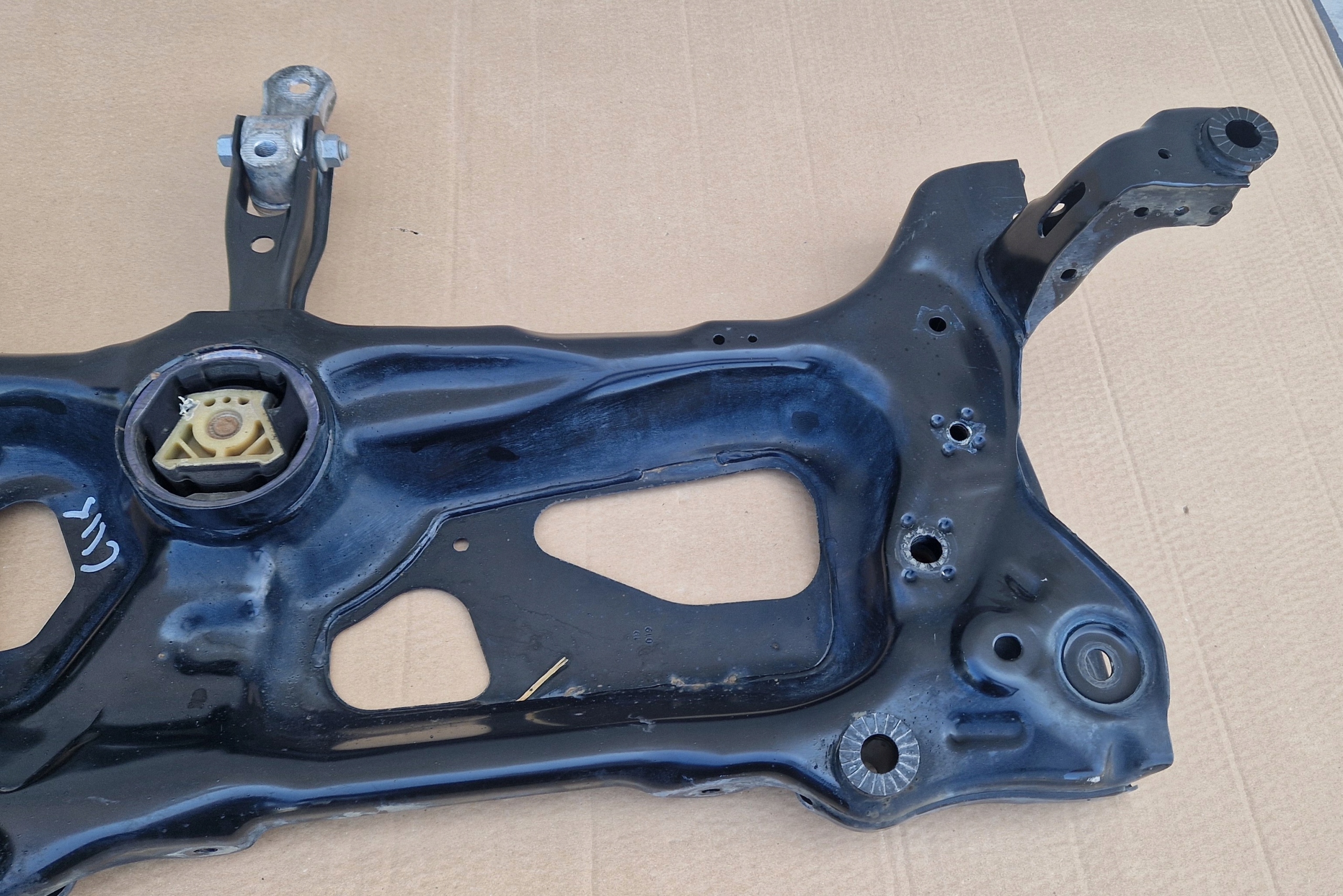 subframe front VW SKODA AUDI 3Q0199315D as new ORYG