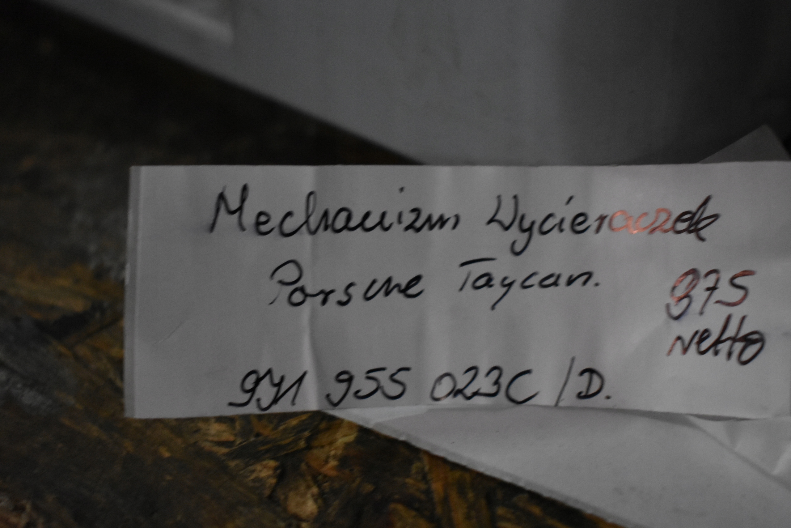 IDEALNY Wischergestänge PORSCHE TAYCAN 1