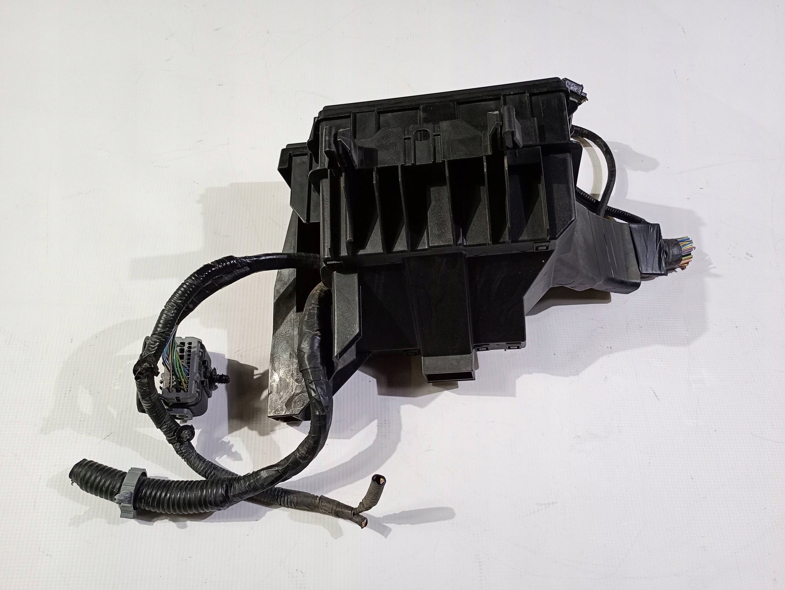 Module fusibles Porte fusibles Ford Explorer V 2011-2019