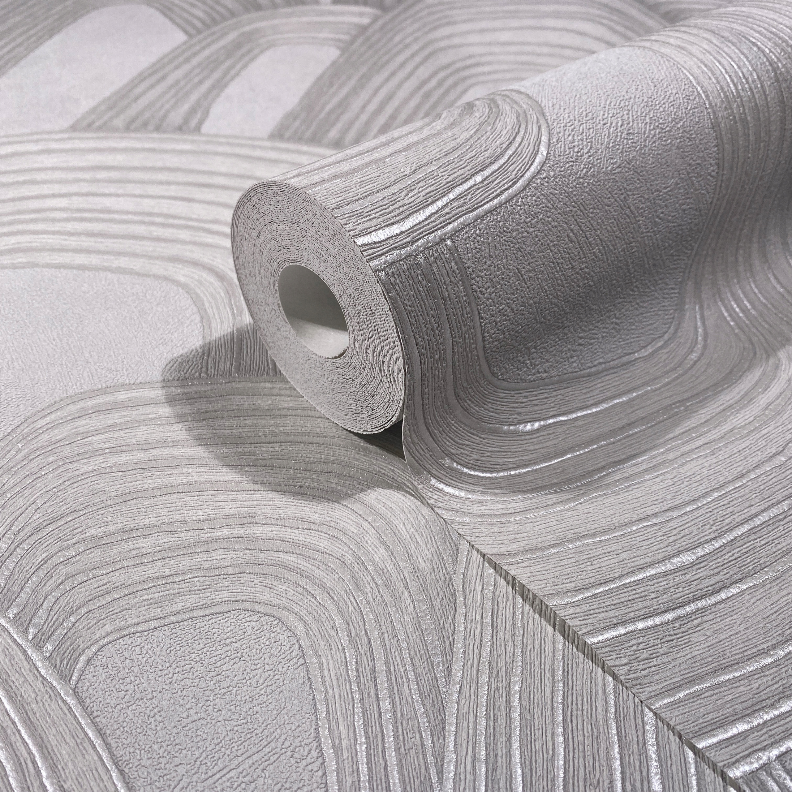 Tapeta imitująca tynk ozdobny winylowa na flizelinie szary i perłowy tapety