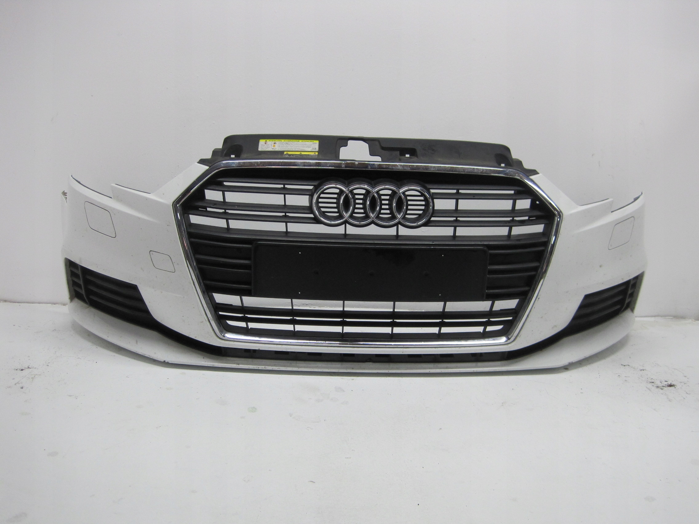 bumper Audi A3 8V0 XENON LIFT front front