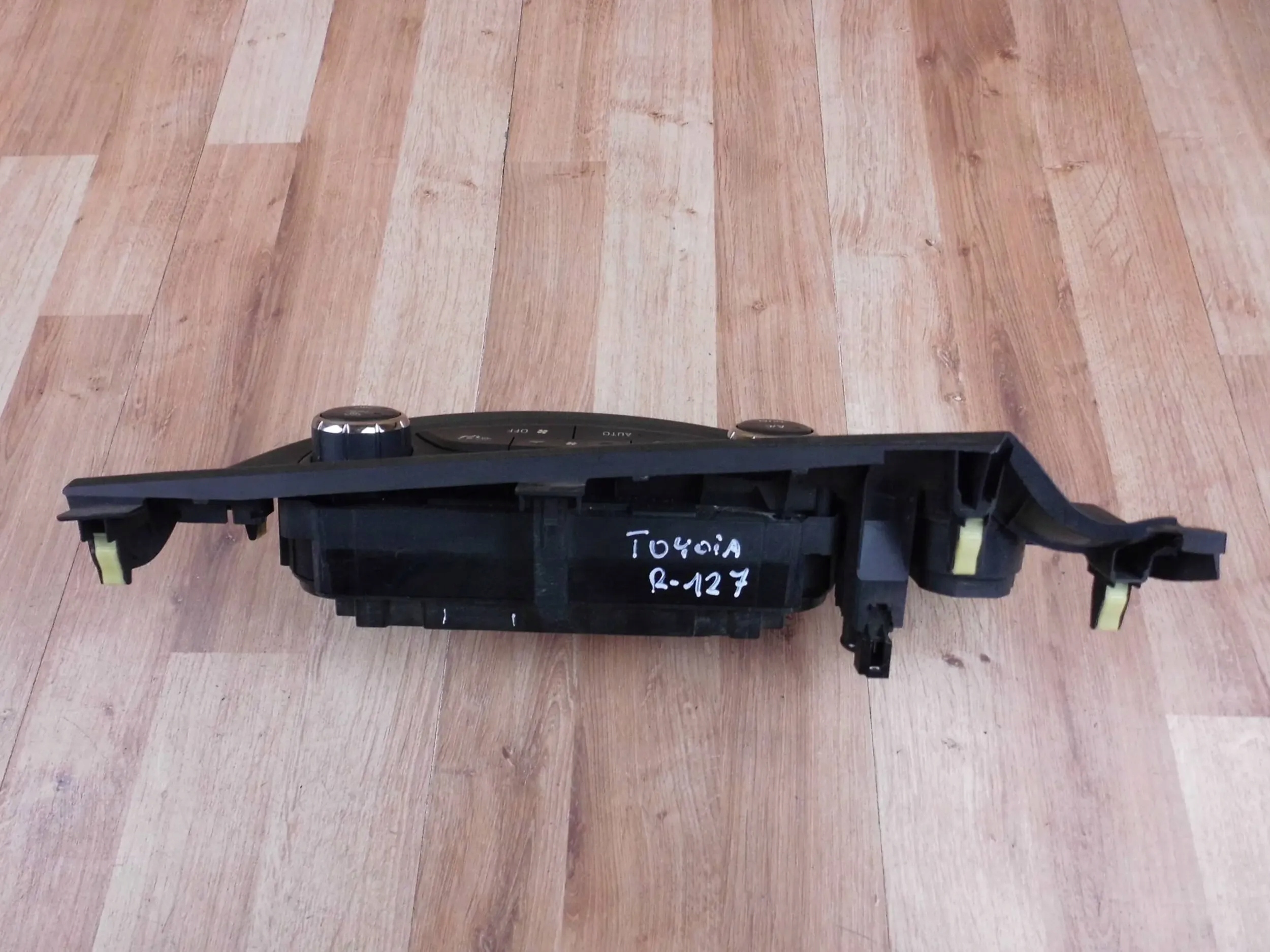TOYOTA YARIS III PANEL BEDIENTEIL KLIMAANLAGE 55900-0D340