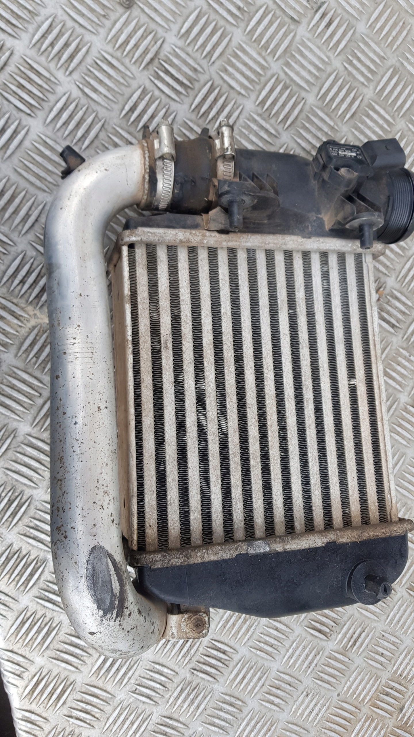 AUDI A6 C6 3.0 tdi radiator intercooler