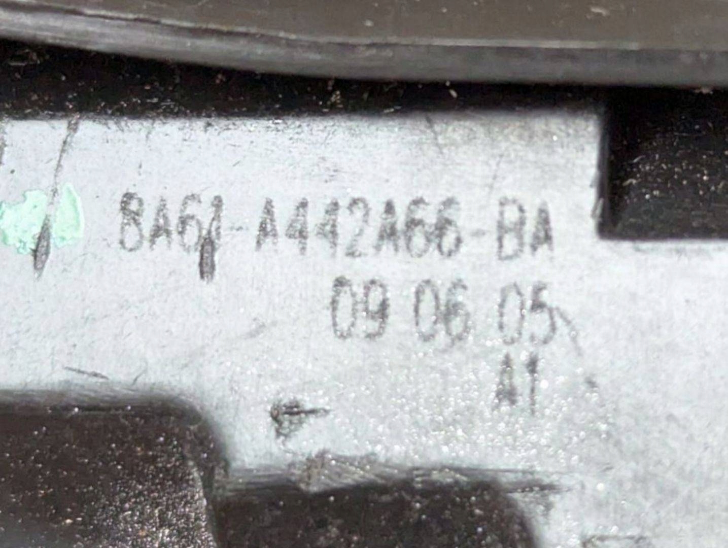 lock bonnet boot Ford Fiesta 6 2009 8A61-A442A66-BA