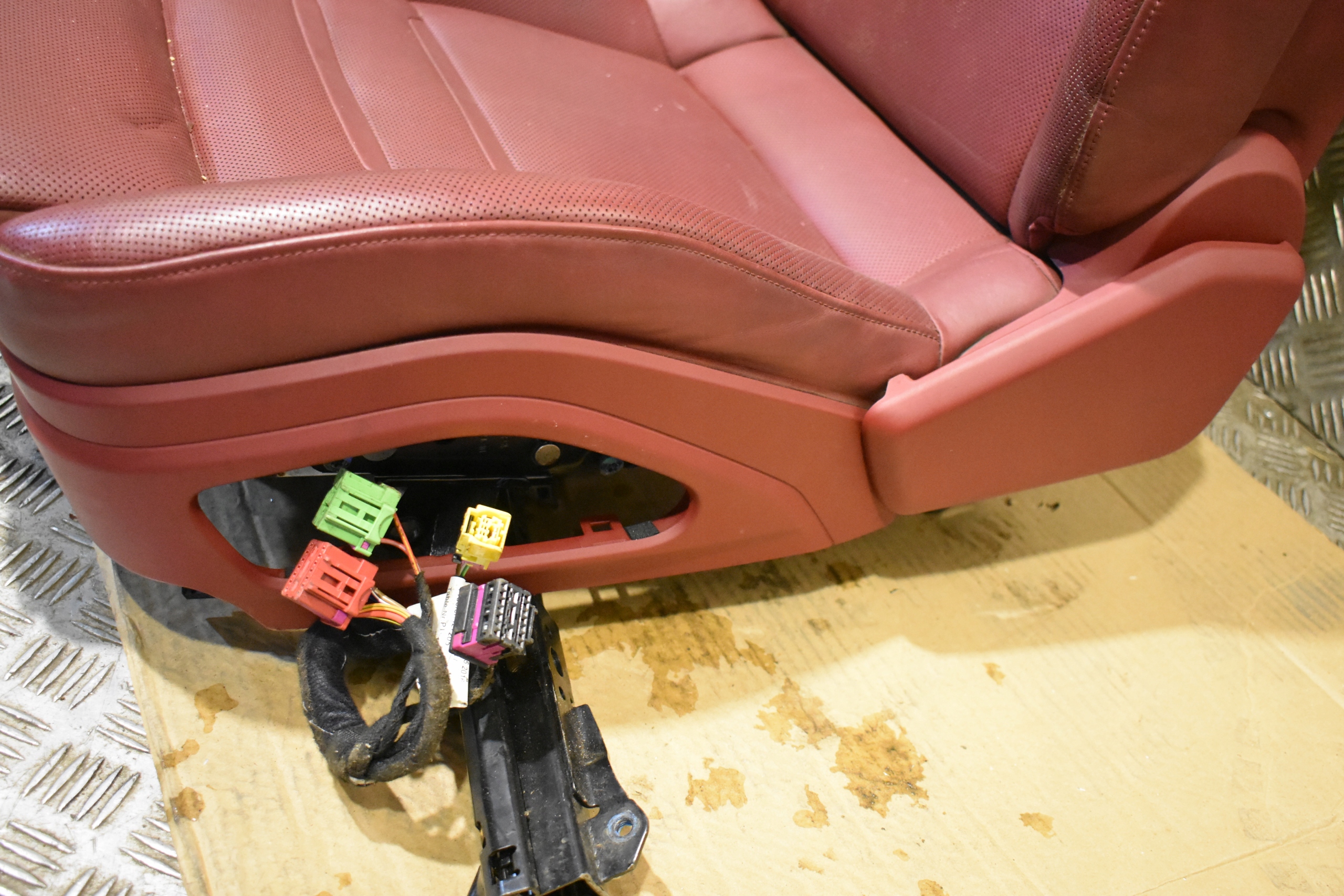seat support + airbag front left PORSCHE PANAMERA 971 1