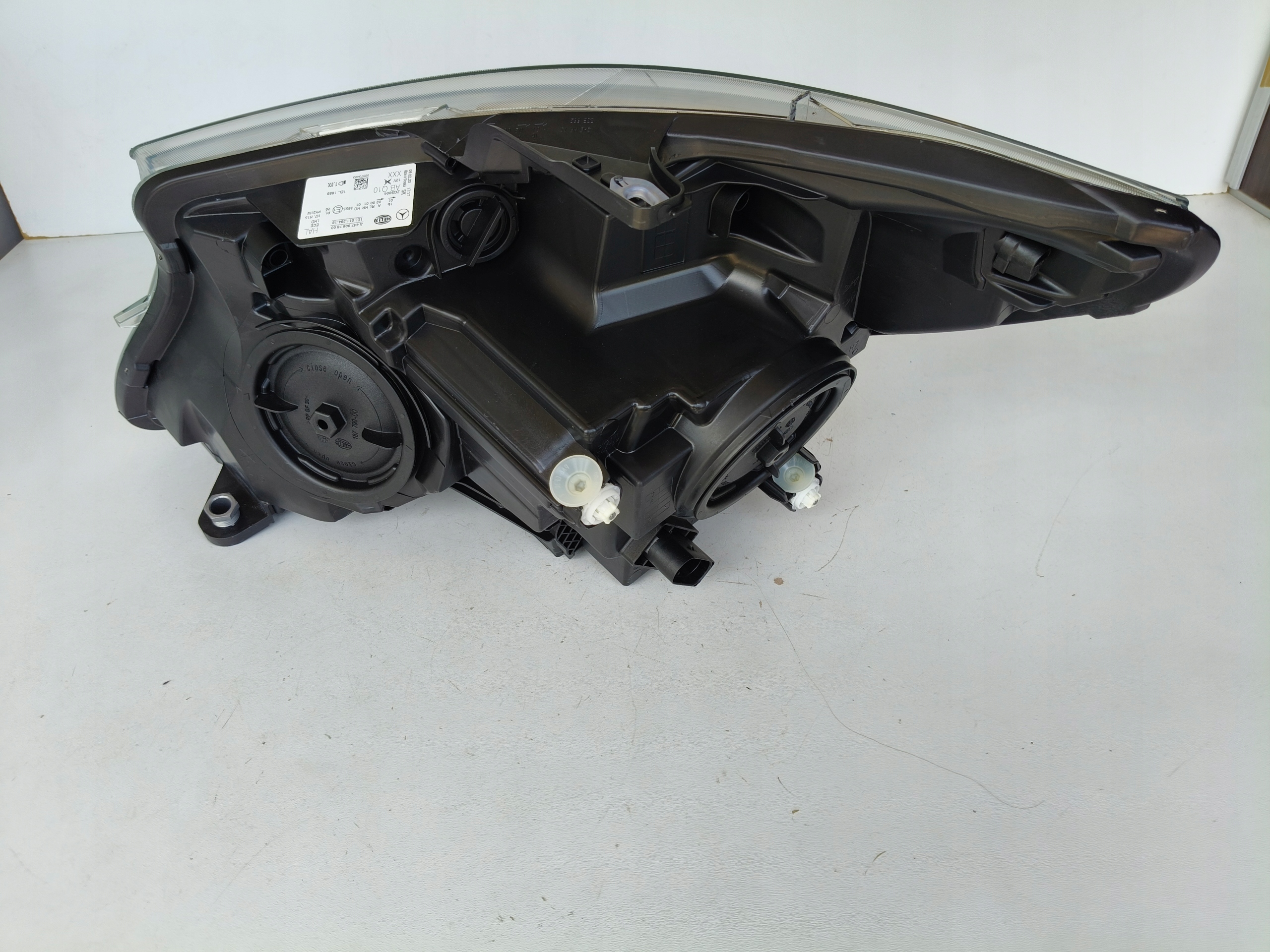 NO-WA-- light right REFLEKTOR MERCEDES VITO W447 14