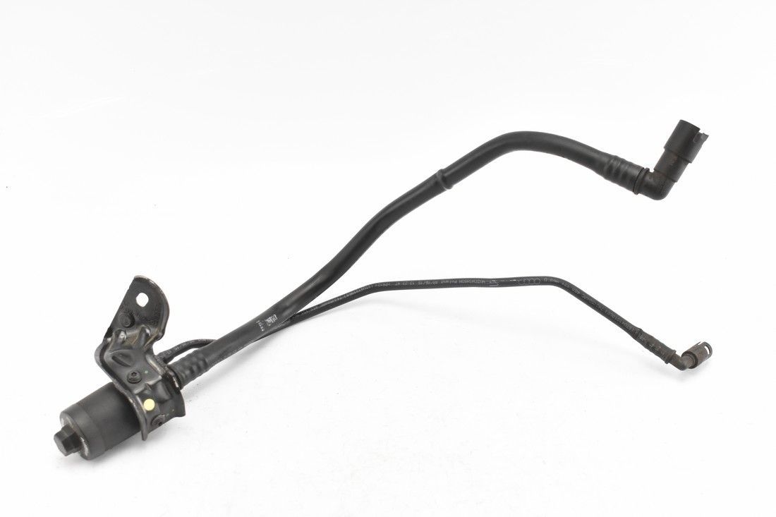 Крышка AdBlue 7330107BA AUDI A6 C7 11-18