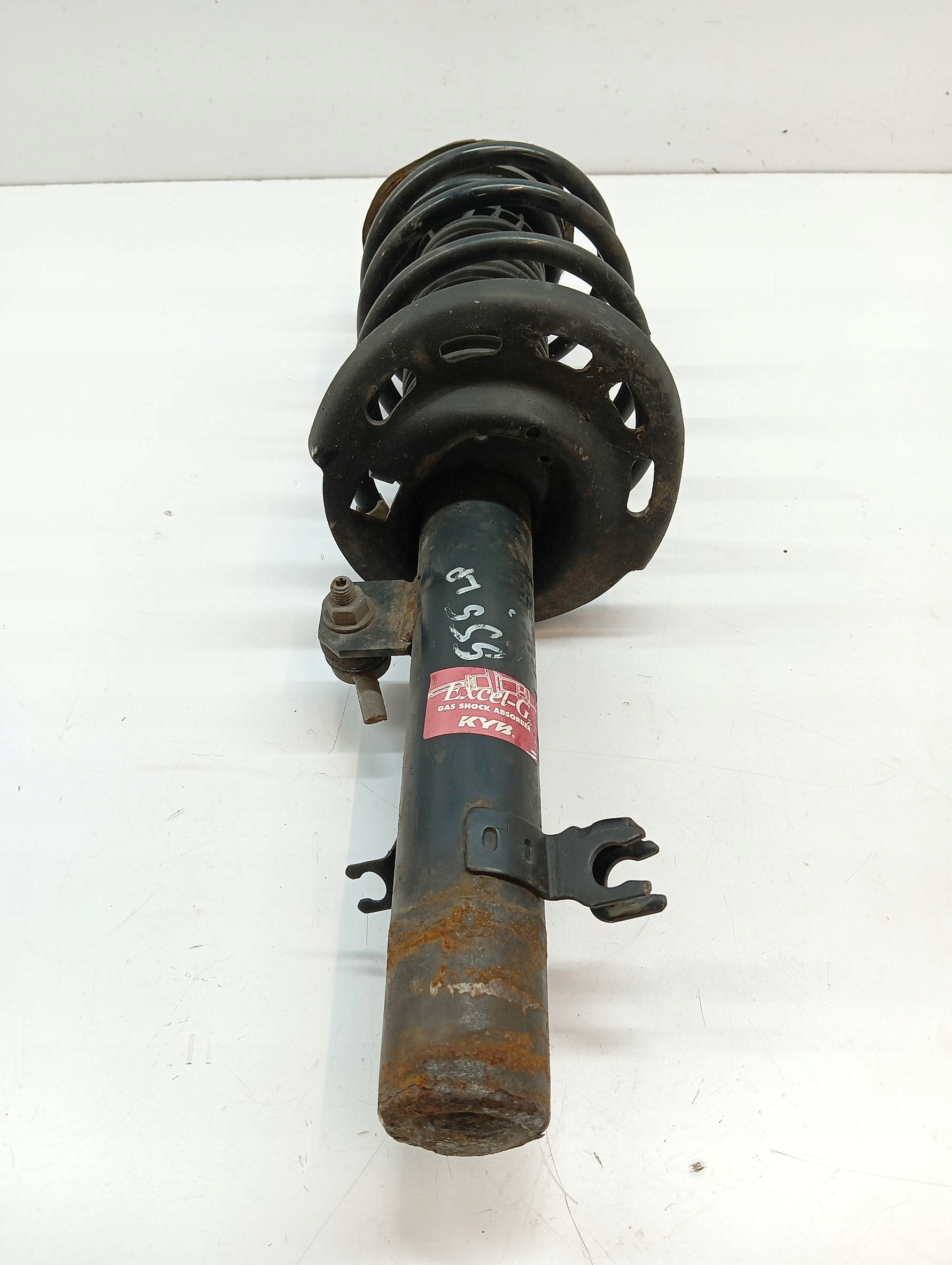shock absorber KYB left front 1.6 HDI 115 KM Peugeot 2008 and (2013-2019)