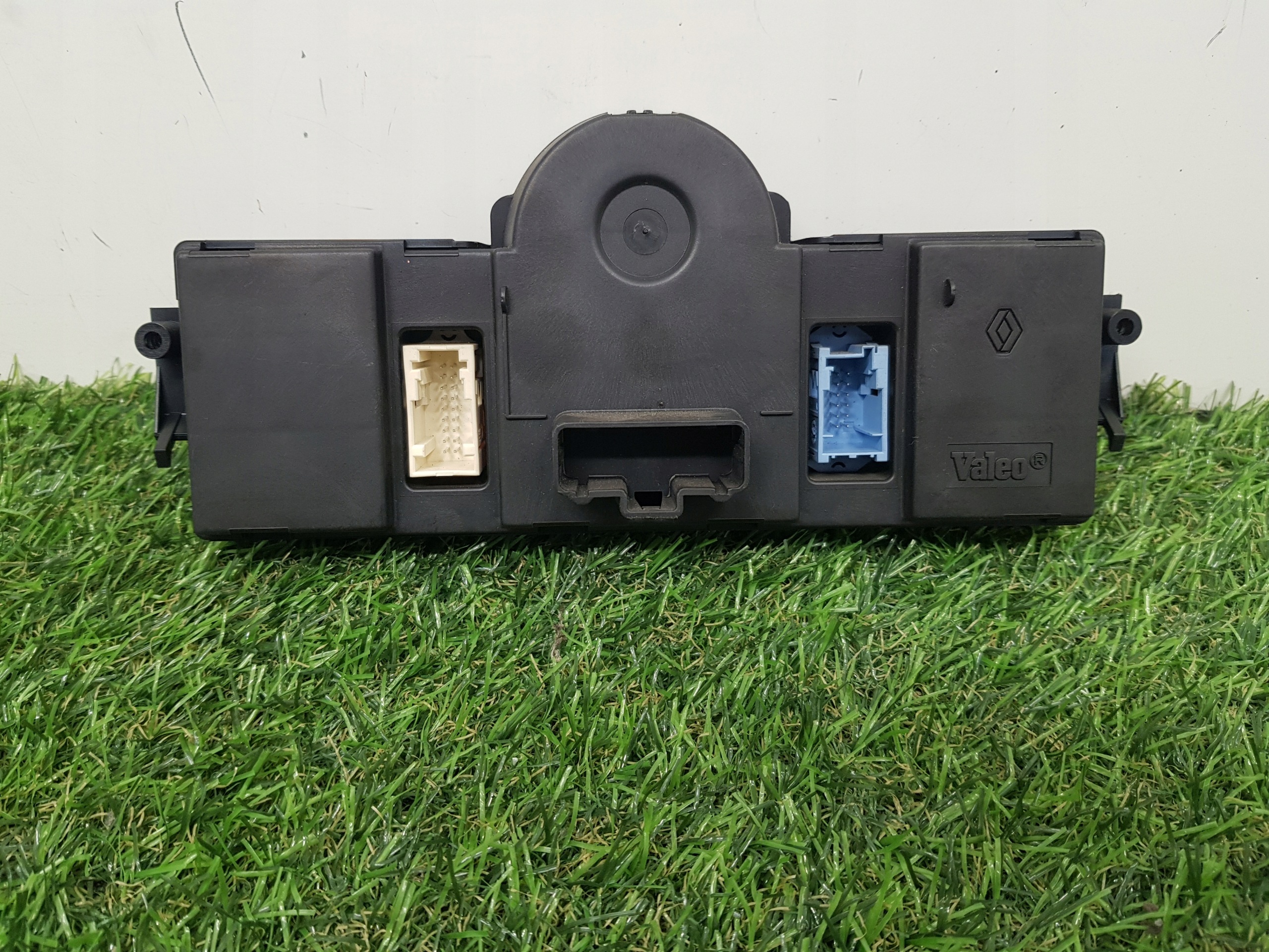 control panel air conditioning devices RENAULT MEGANE 2 8200344840