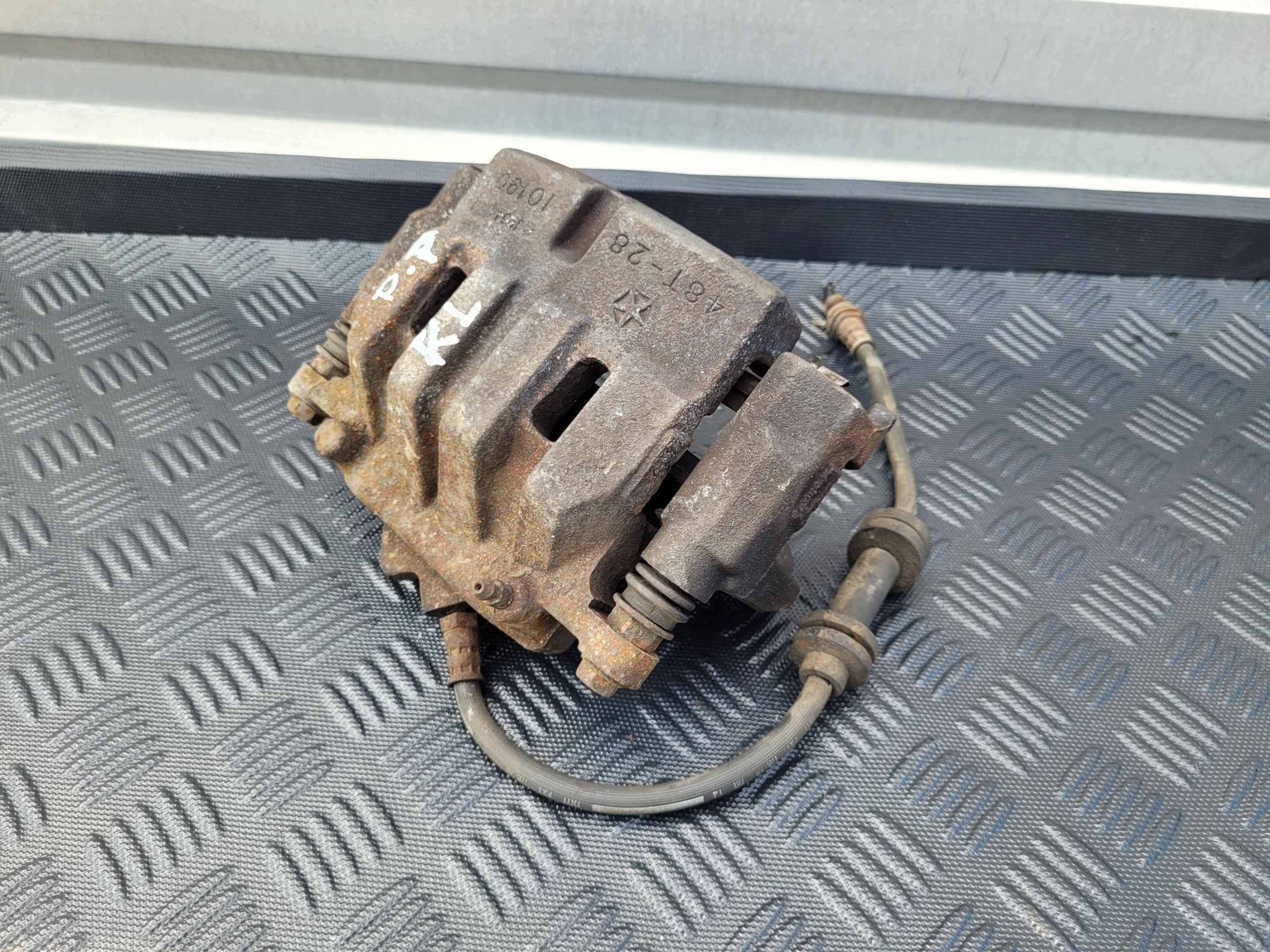 caliper front front right JEEP CHEROKEE KL 2.0 CRD MTJ MULTIJET
