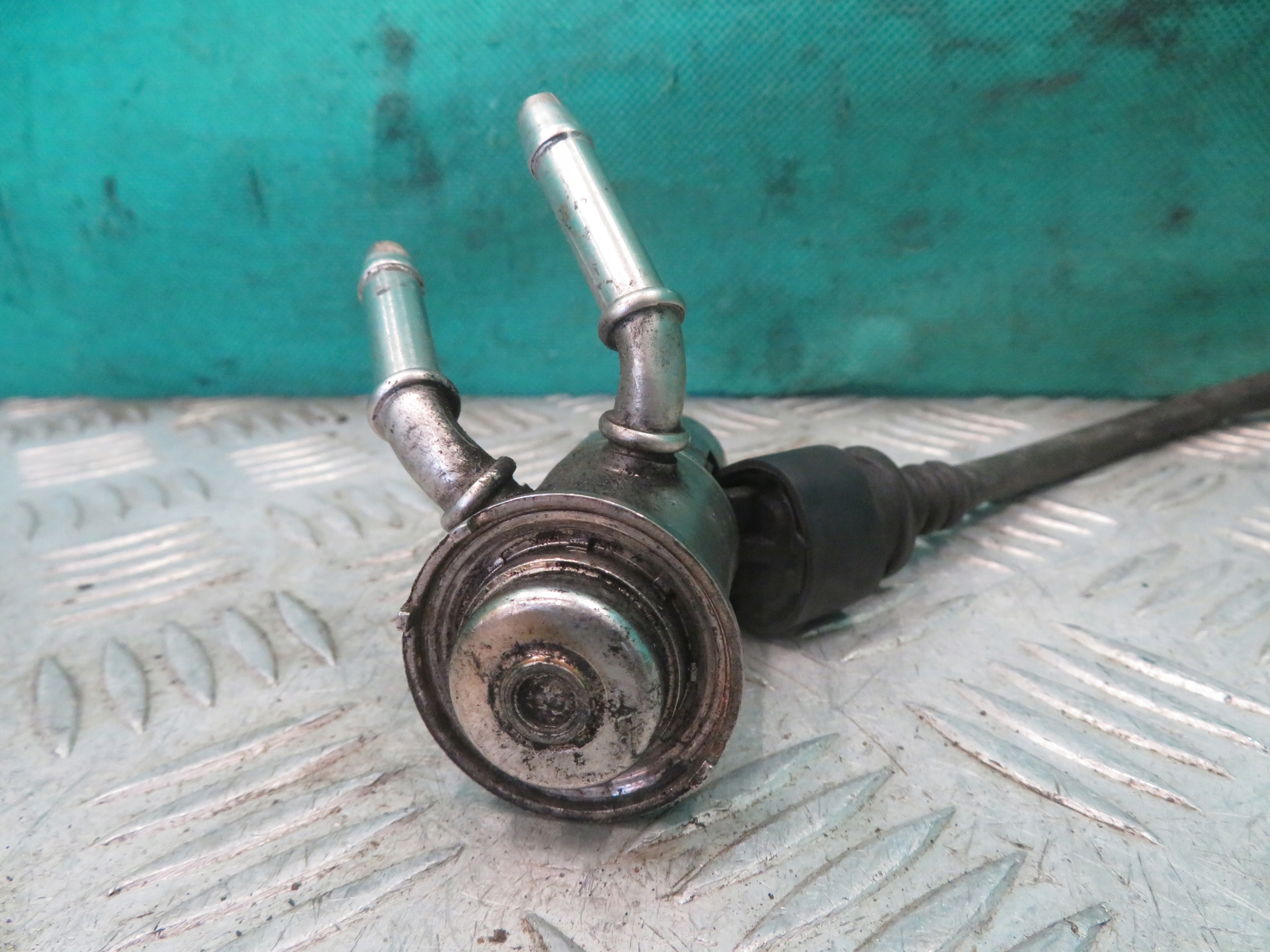 injector ADBLUE FORD TRANSIT CUSTOM 2.0 18R GK21-5J281-AE
