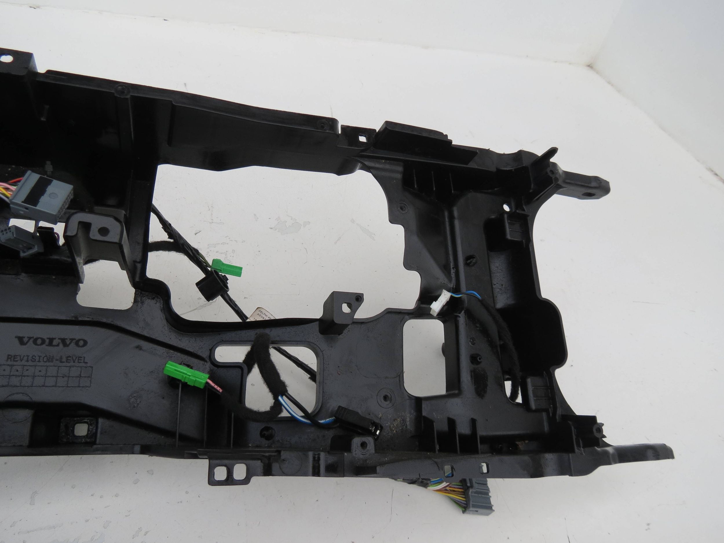console TUNEL central VOLVO S90 II 2.0 D 190KM 2016-2021R 31389613