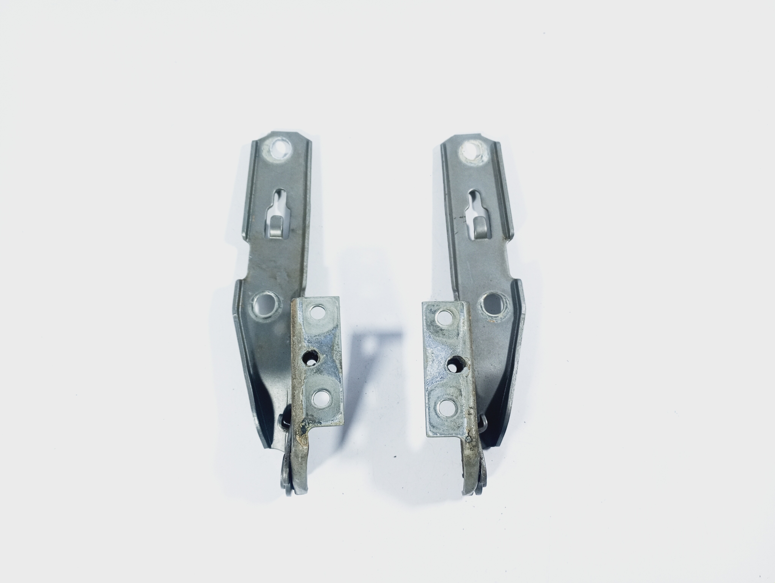 bonnet hinges front OE 8E0823301E Audi A4 B6 00-06