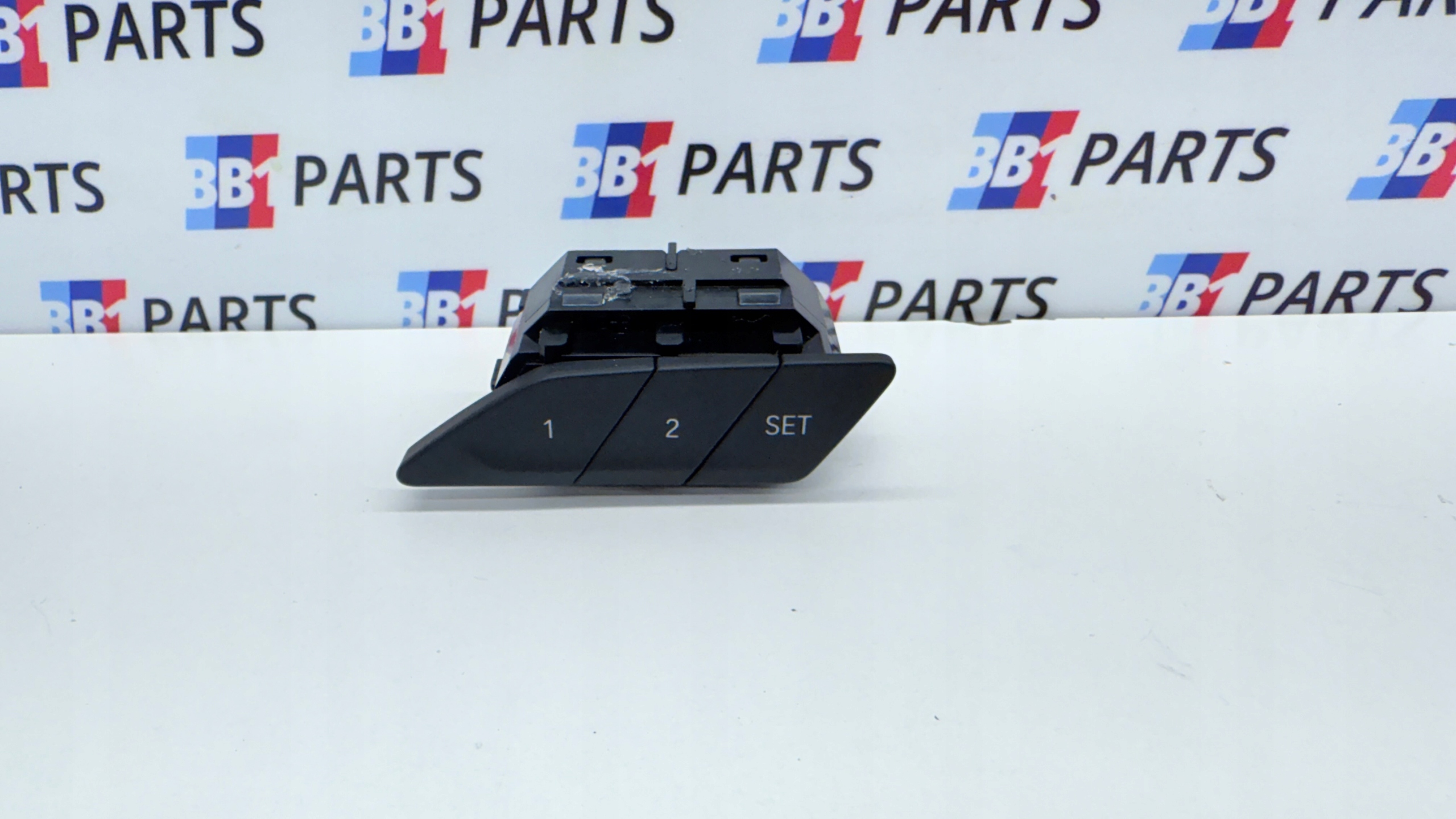 BMW G22 G23 PANEL switch PAMIECI seat left front 9867157