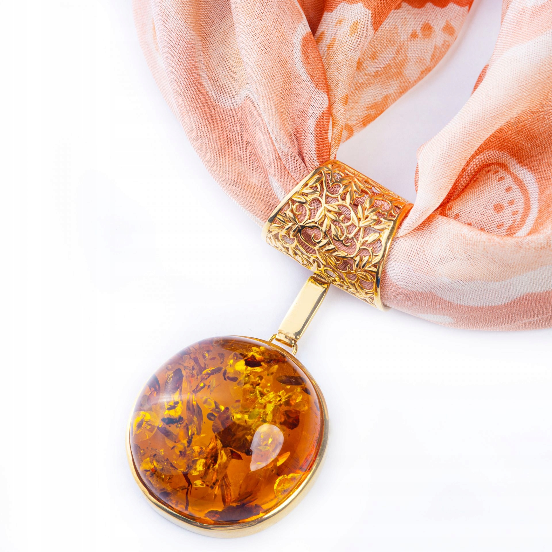 SREBRNY WISIOR Z BURSZTYNEM Rodzaj Inny